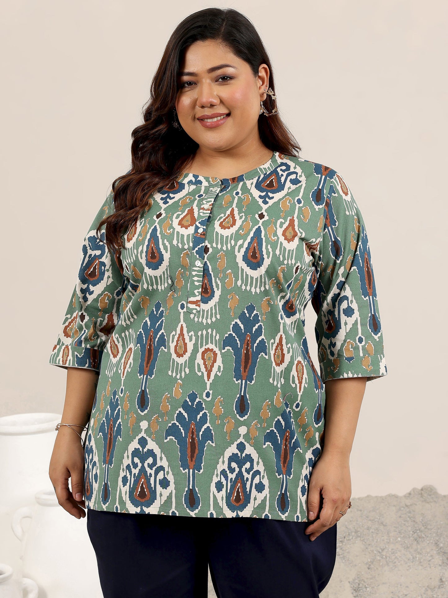 Plus Size Green Printed Cotton Straight Short Kurti