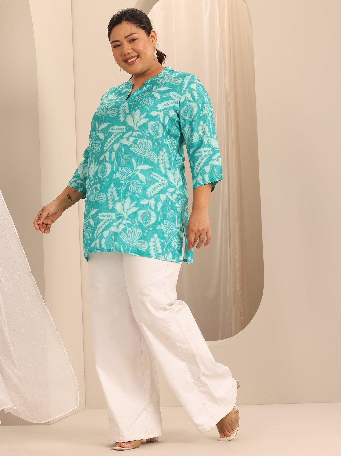 Plus Size Rama Green Printed Muslin Straight Tunic