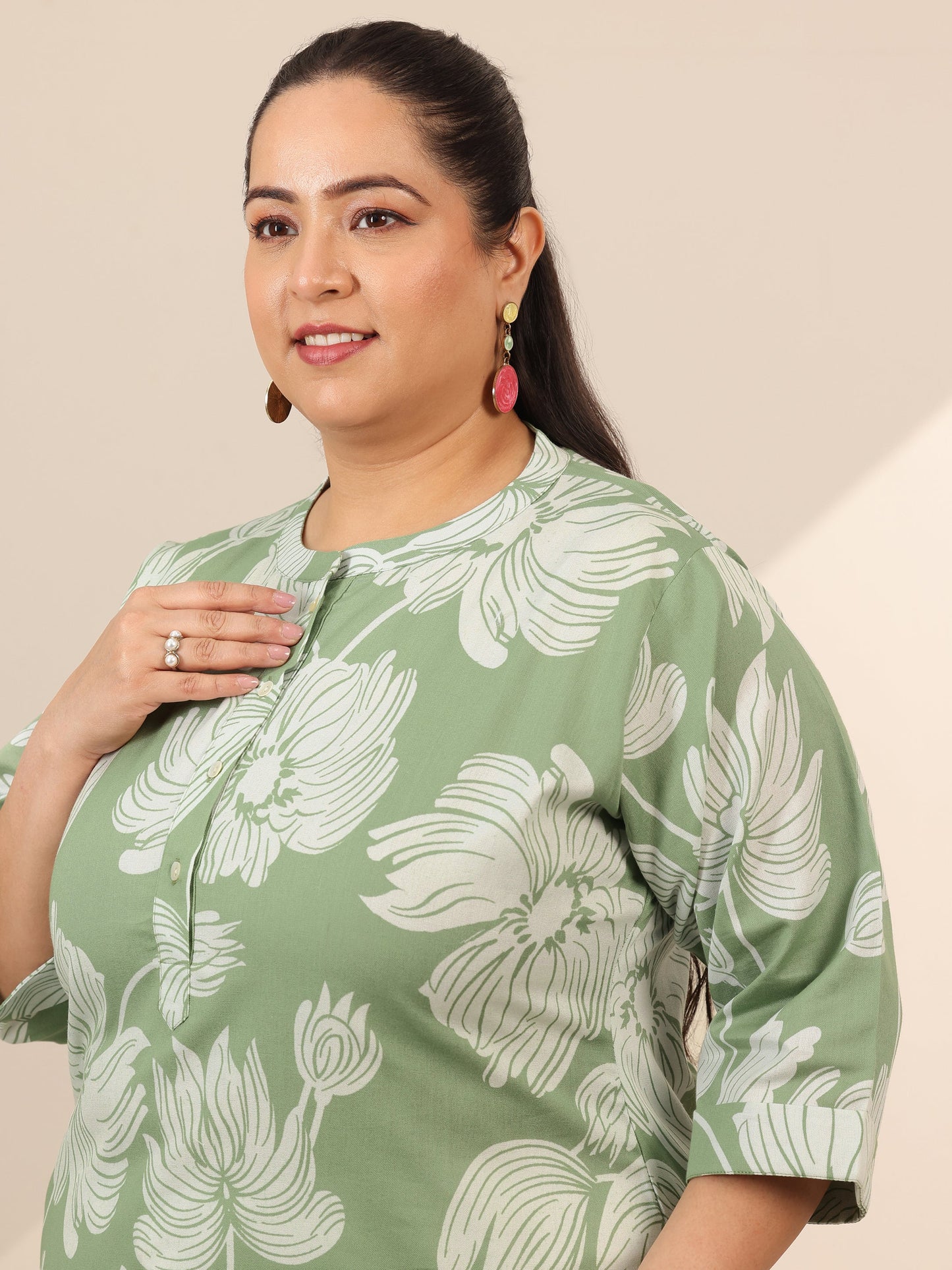 Plus Size Green Printed Cotton Straight Short Kurti