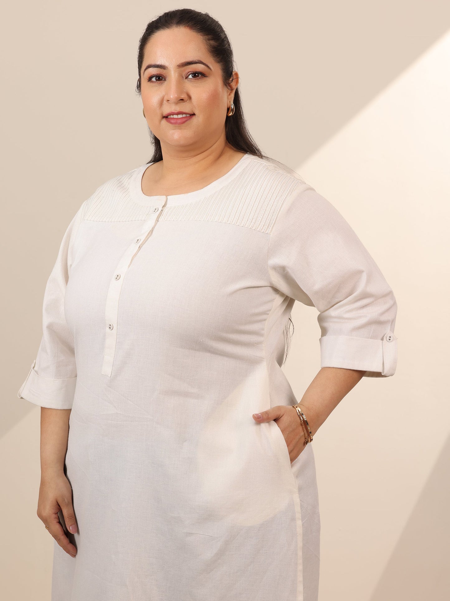 Plus Size White Solid Cotton Blend Straight Kurta