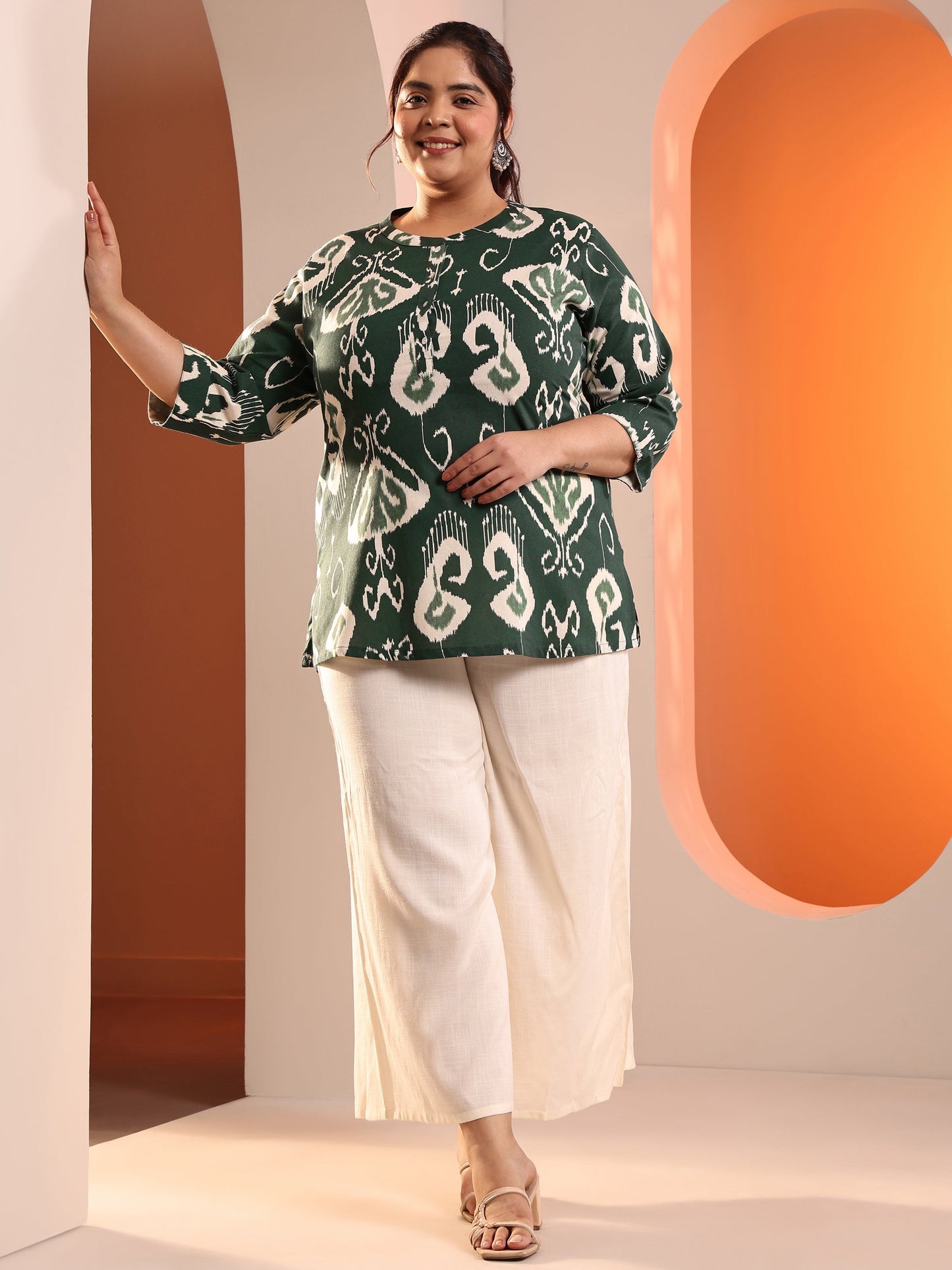 Plus Size Green Printed Cotton Straight Short Kurti