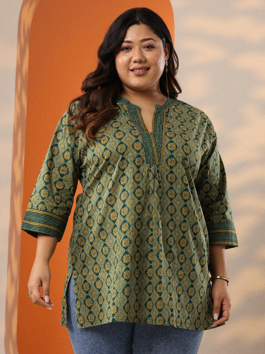 Plus Size Green Printed Cotton Straight Short Kurti
