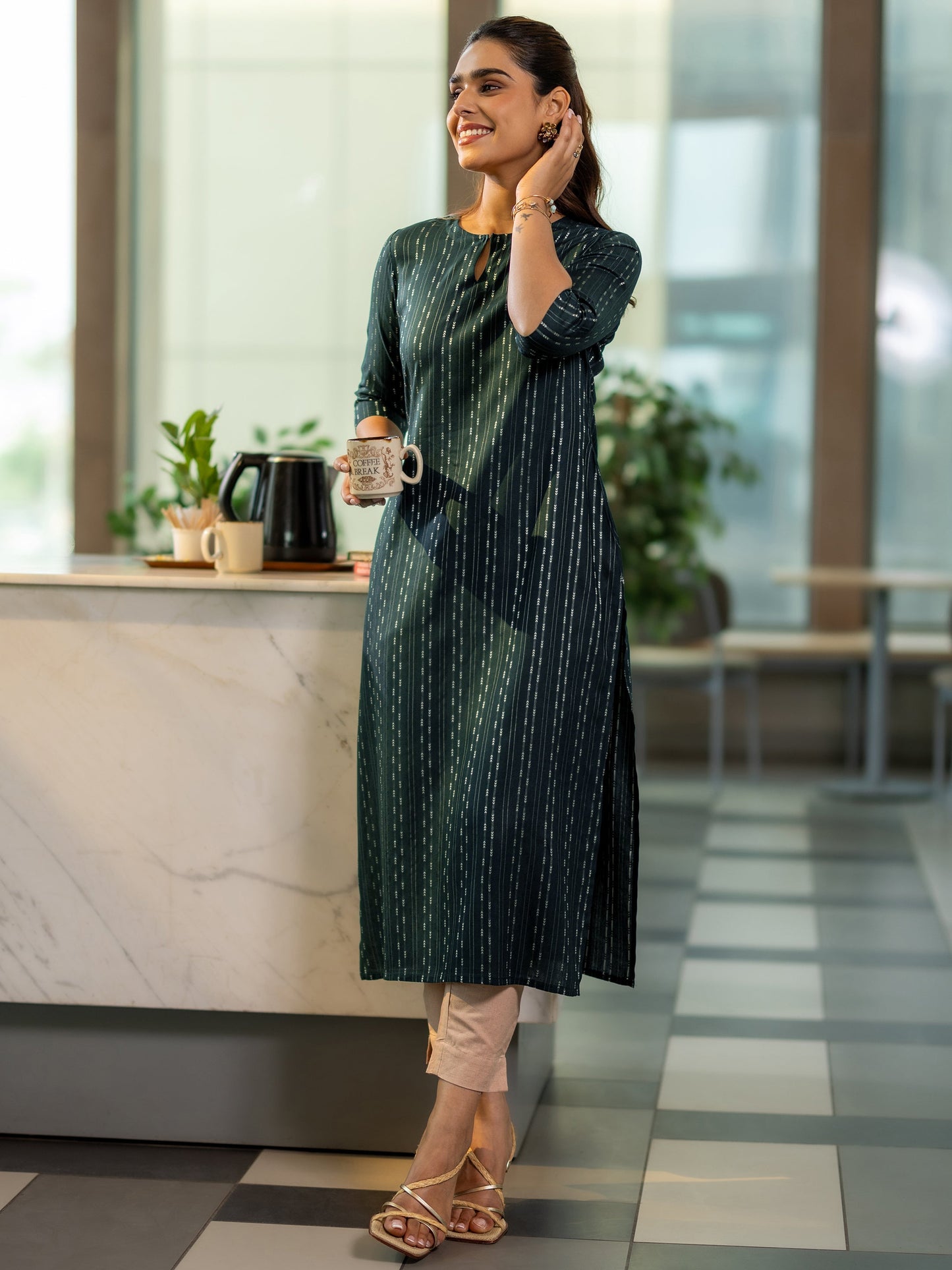 Green Woven Design Rayon Straight Kurta