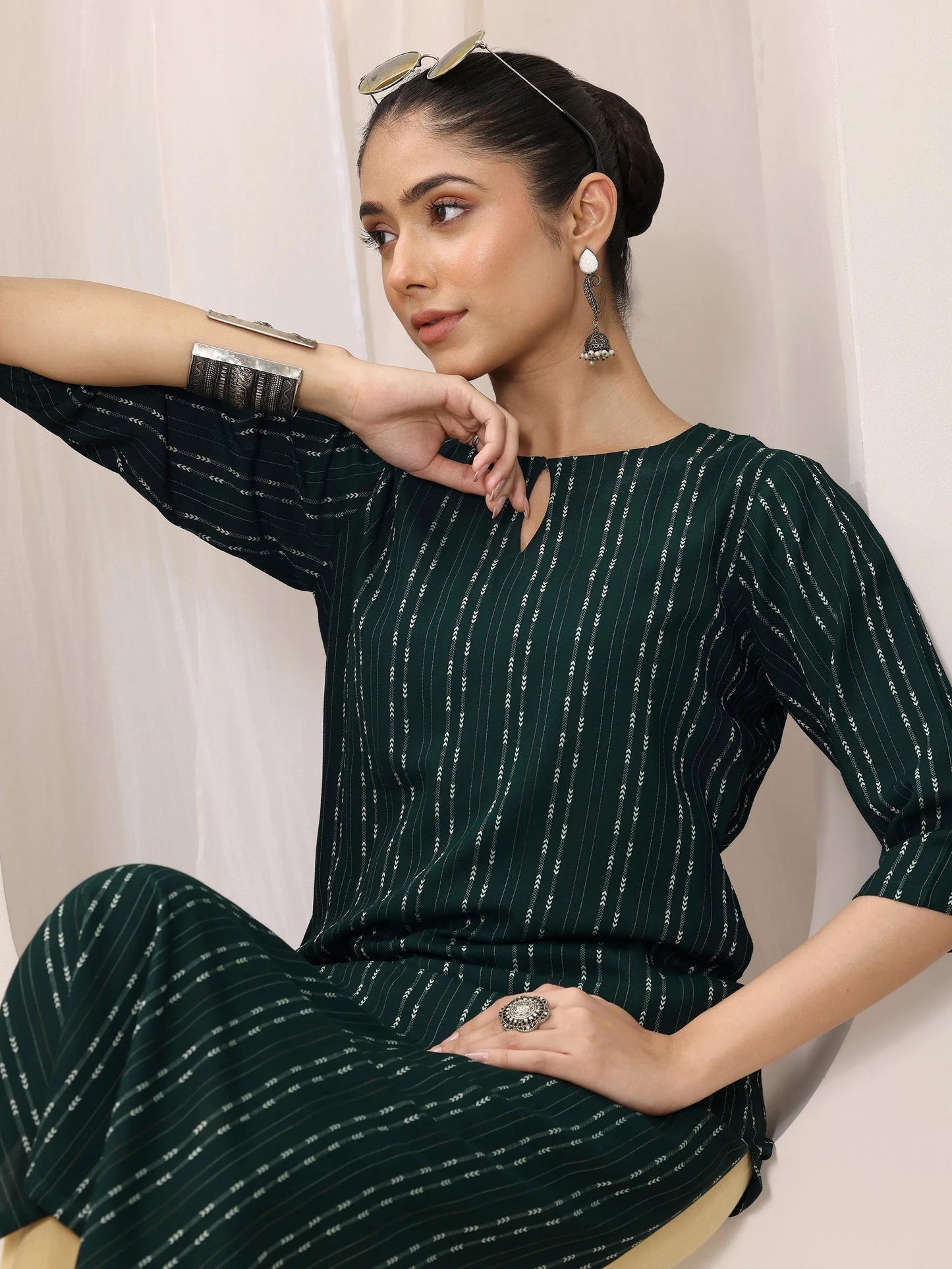 Green Woven Design Rayon Straight Kurta