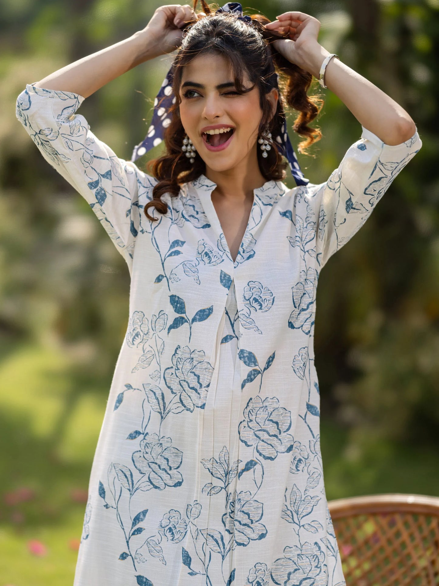 Blue Printed Cotton Blend Straight Kurta