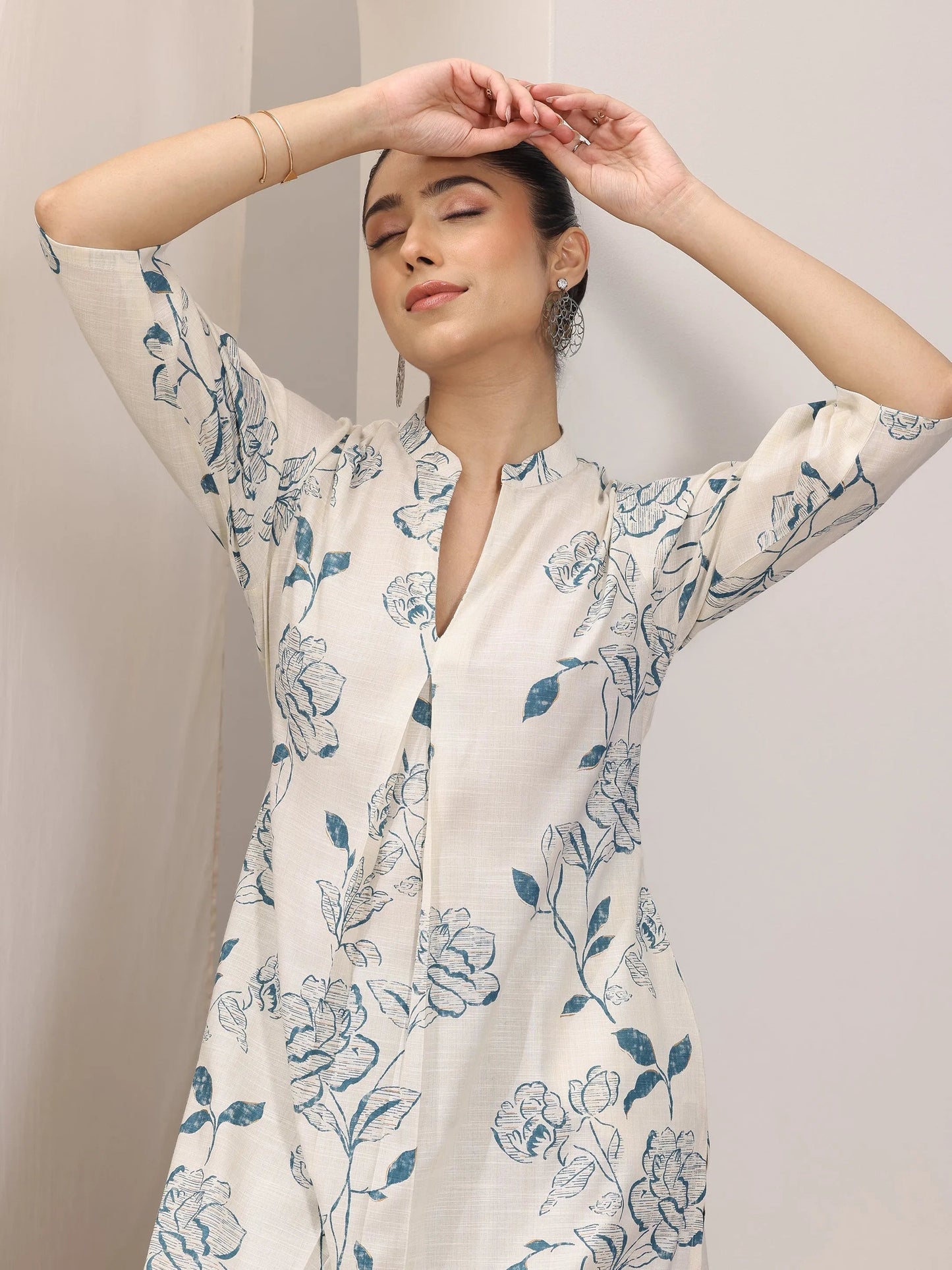 Blue Printed Cotton Blend Straight Kurta