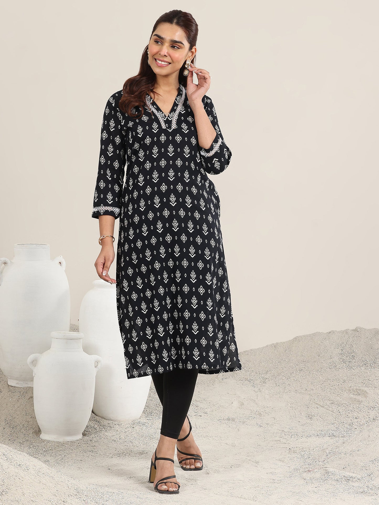 Black Printed Cotton Straight Kurta