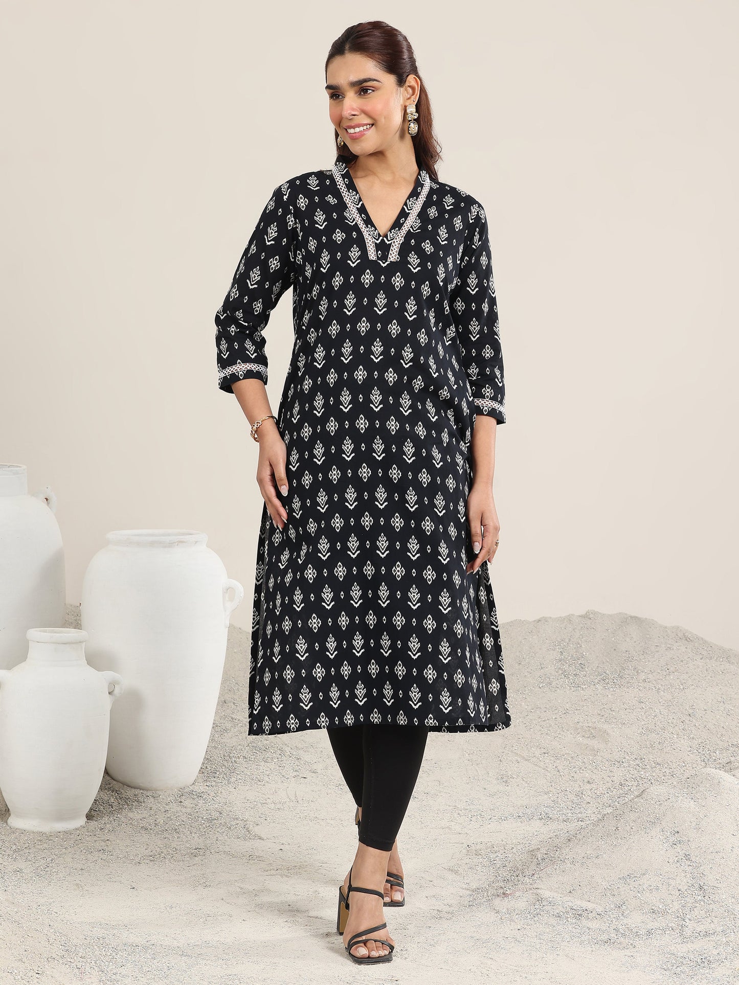 Black Printed Cotton Straight Kurta