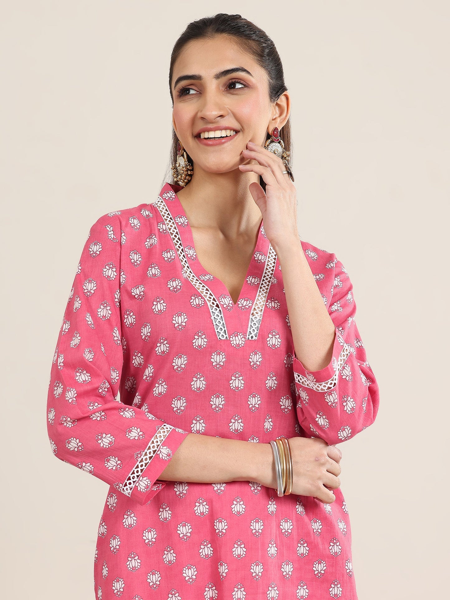 Pink Printed Cotton Straight Kurta