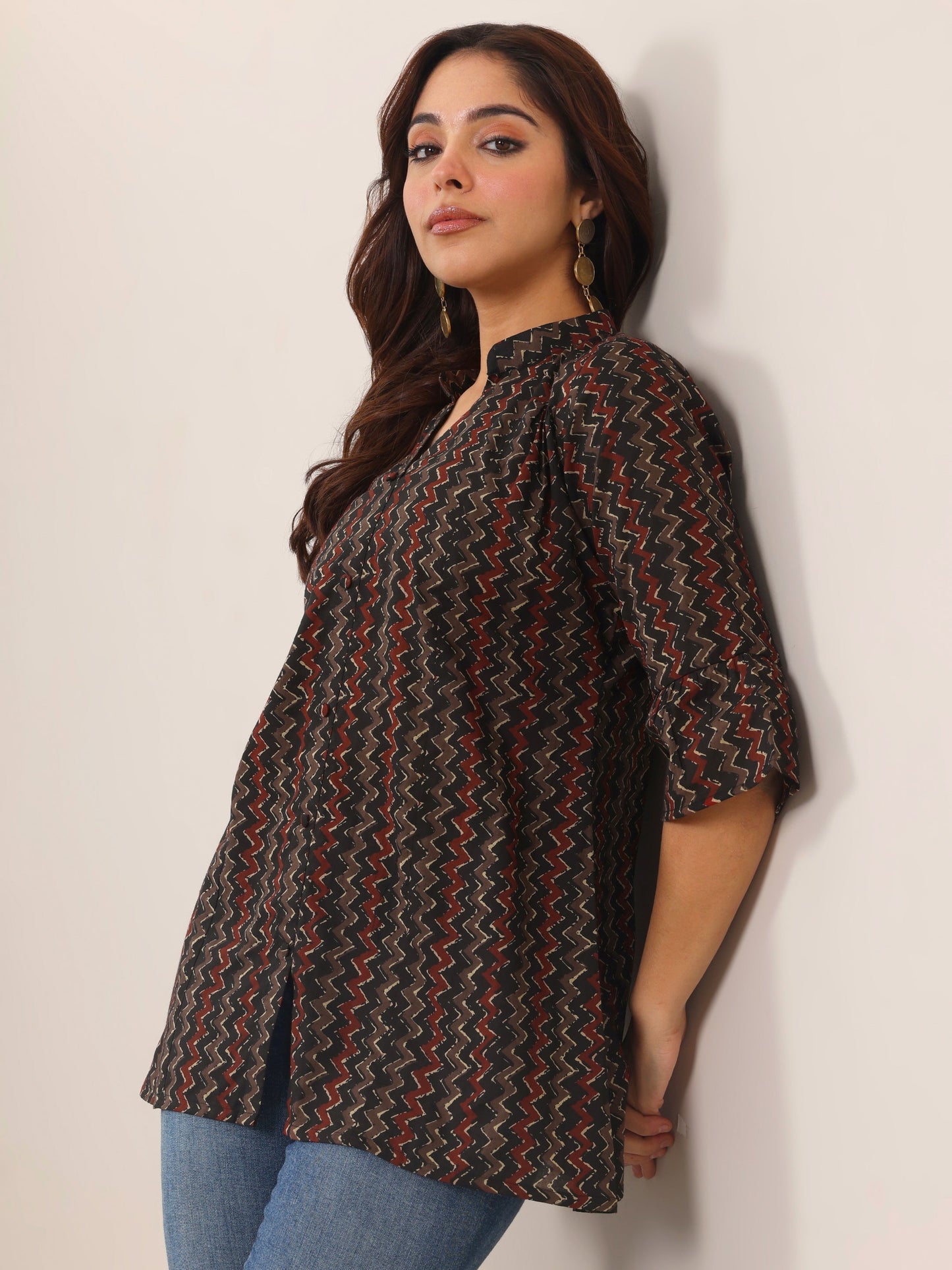 Black Printed Cotton Straight Short Kurti