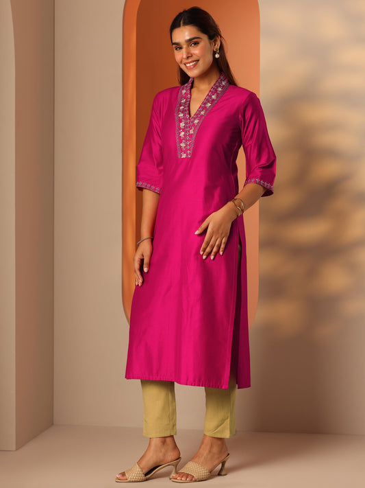 Pink Embellished Silk Blend Straight Kurta