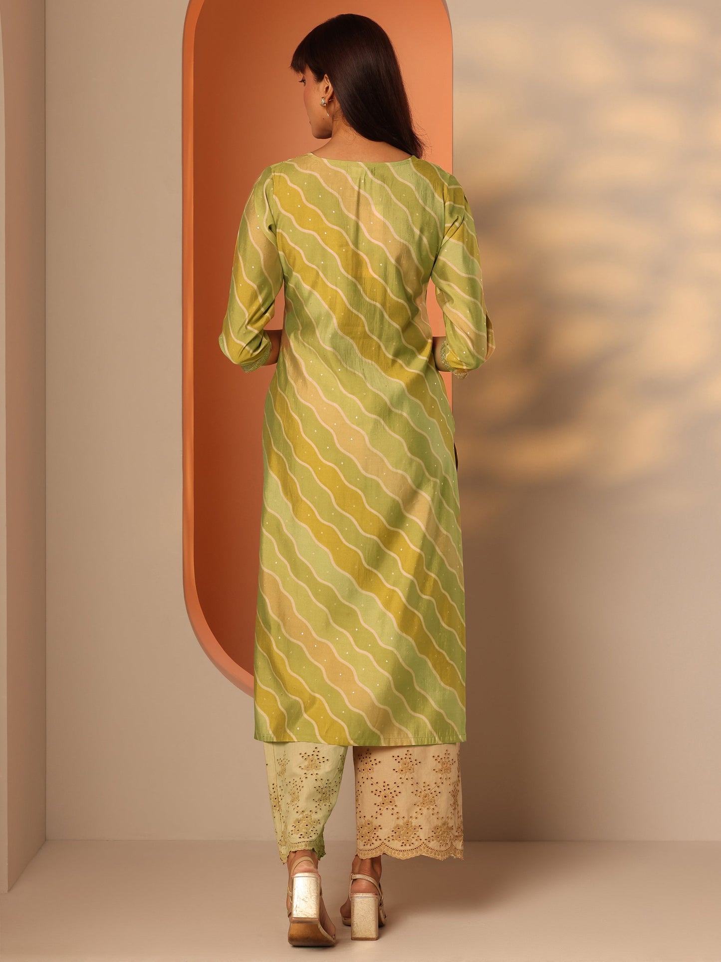 Green Printed Silk Blend Straight Kurta