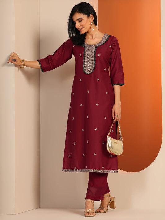 Maroon Embroidered Silk Blend Straight Kurta