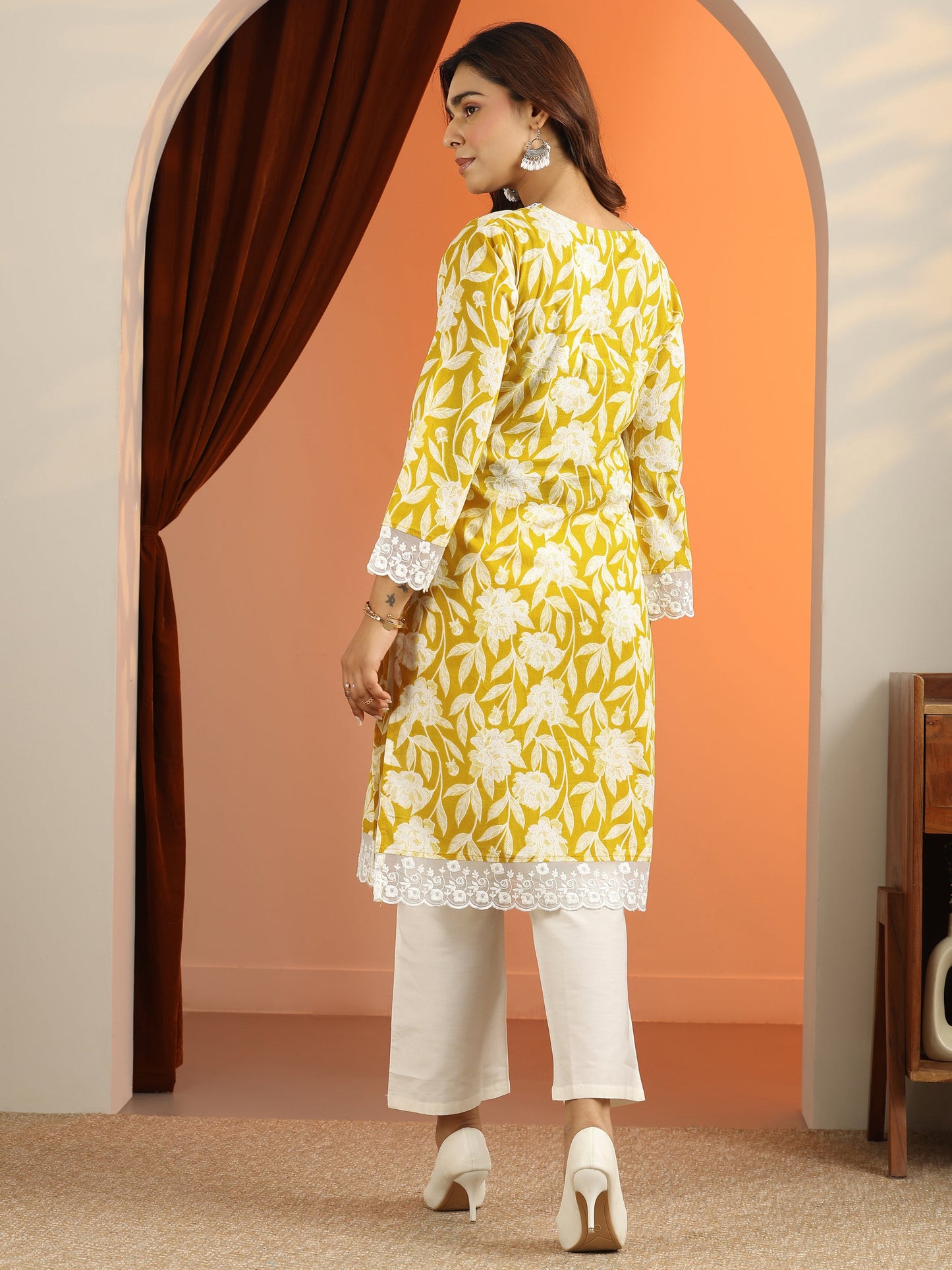 Yellow Printed Cotton Straight Kurta