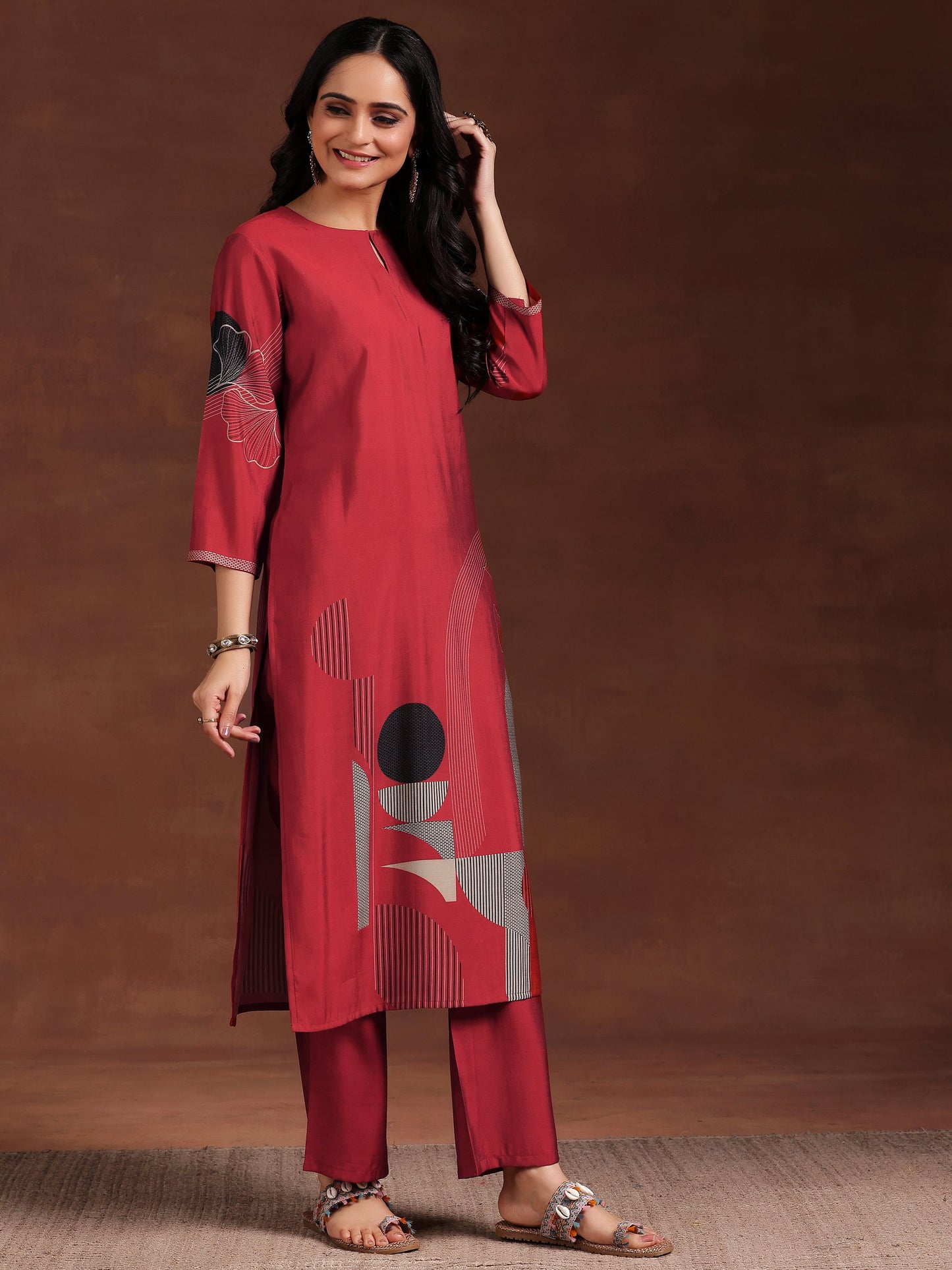 Maroon Printed Silk Blend Straight Suit With Dupatta