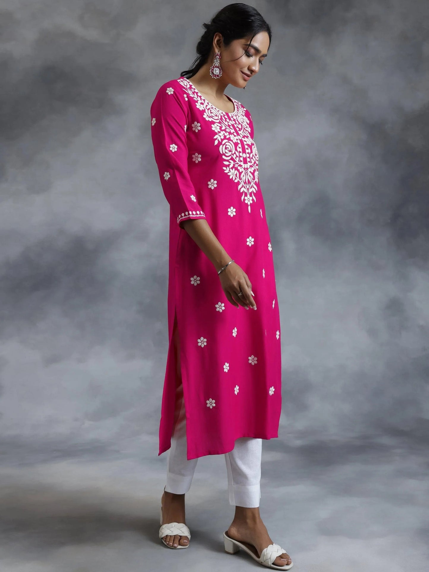 Pink Embroidered Rayon Straight Kurta