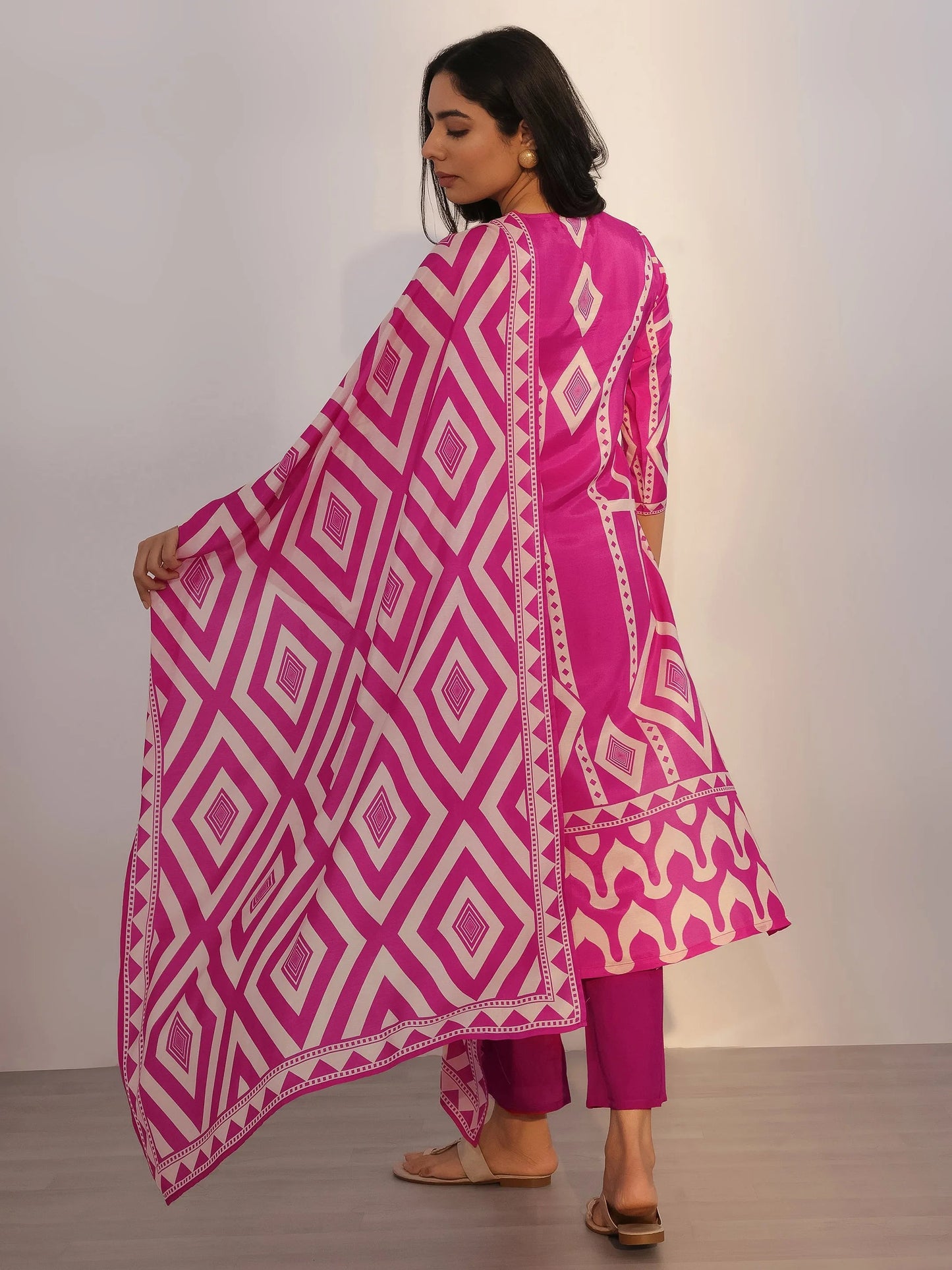 Pink Printed Silk Blend Straight Suit With Dupatta