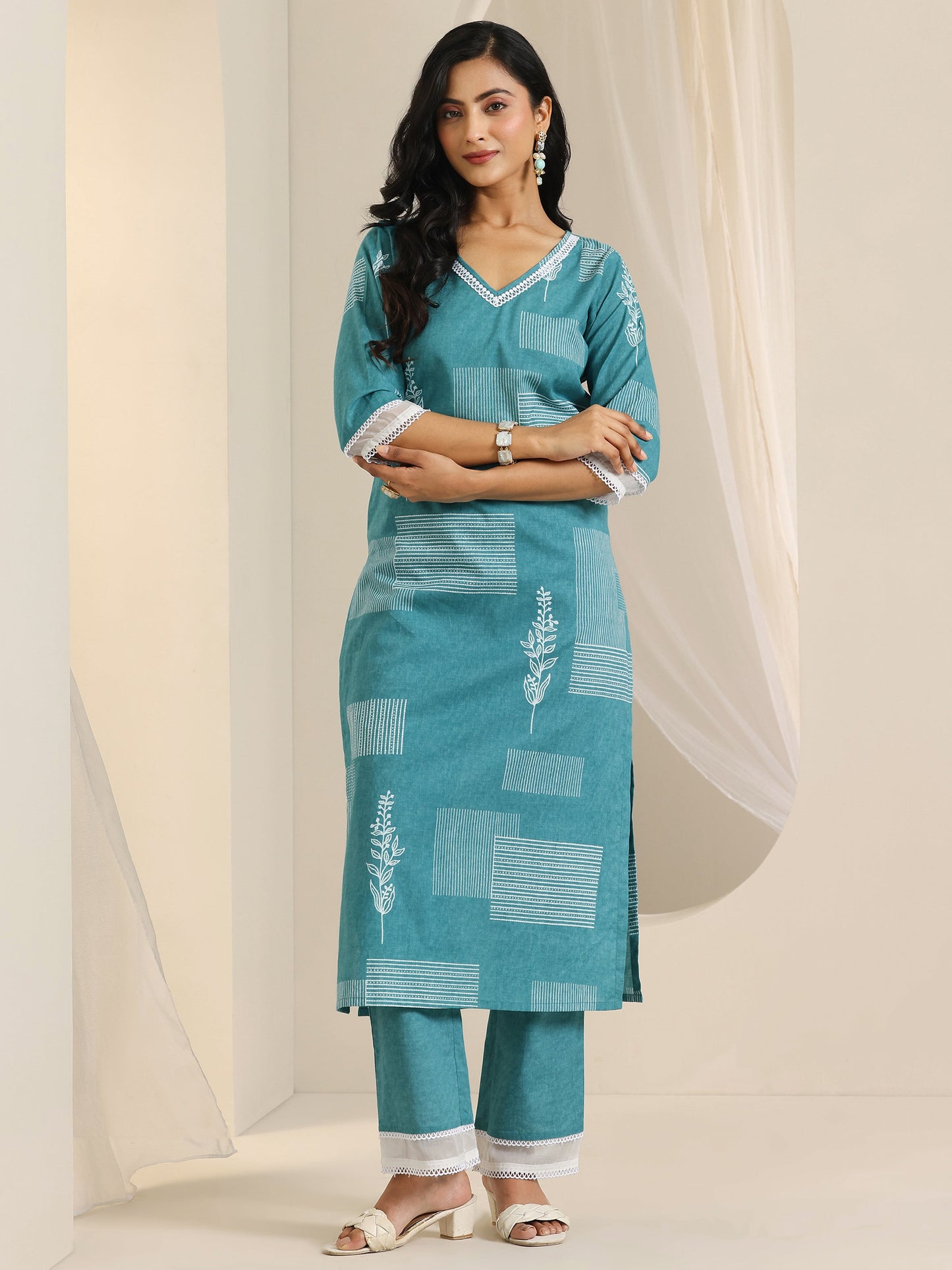 Blue Printed Cotton Straight Kurta Set