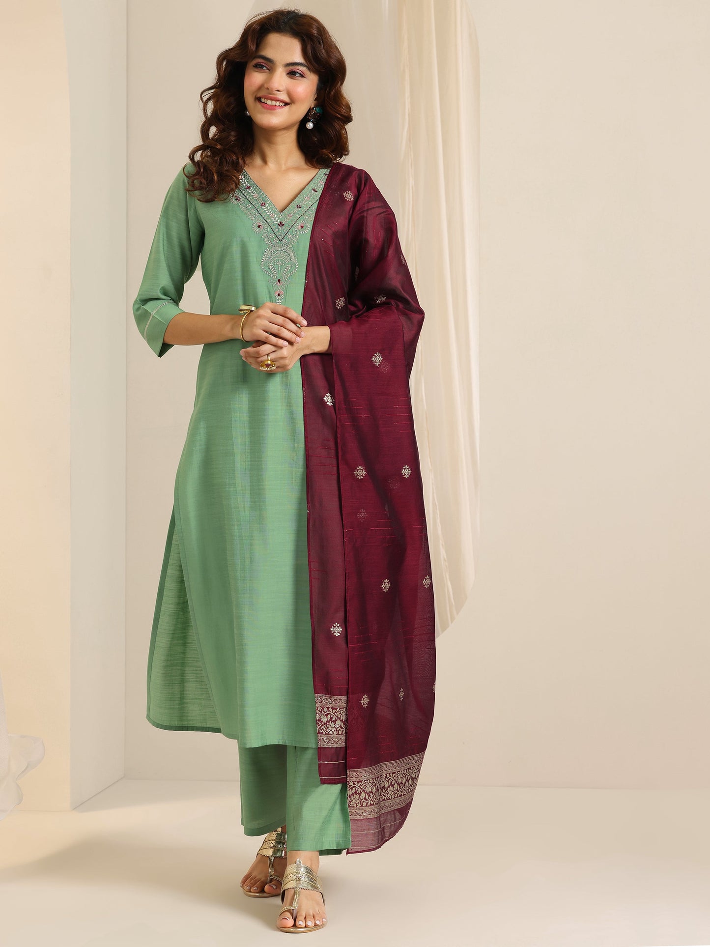 Green Yoke Design Silk Blend Straight Suit Set With Dupatta