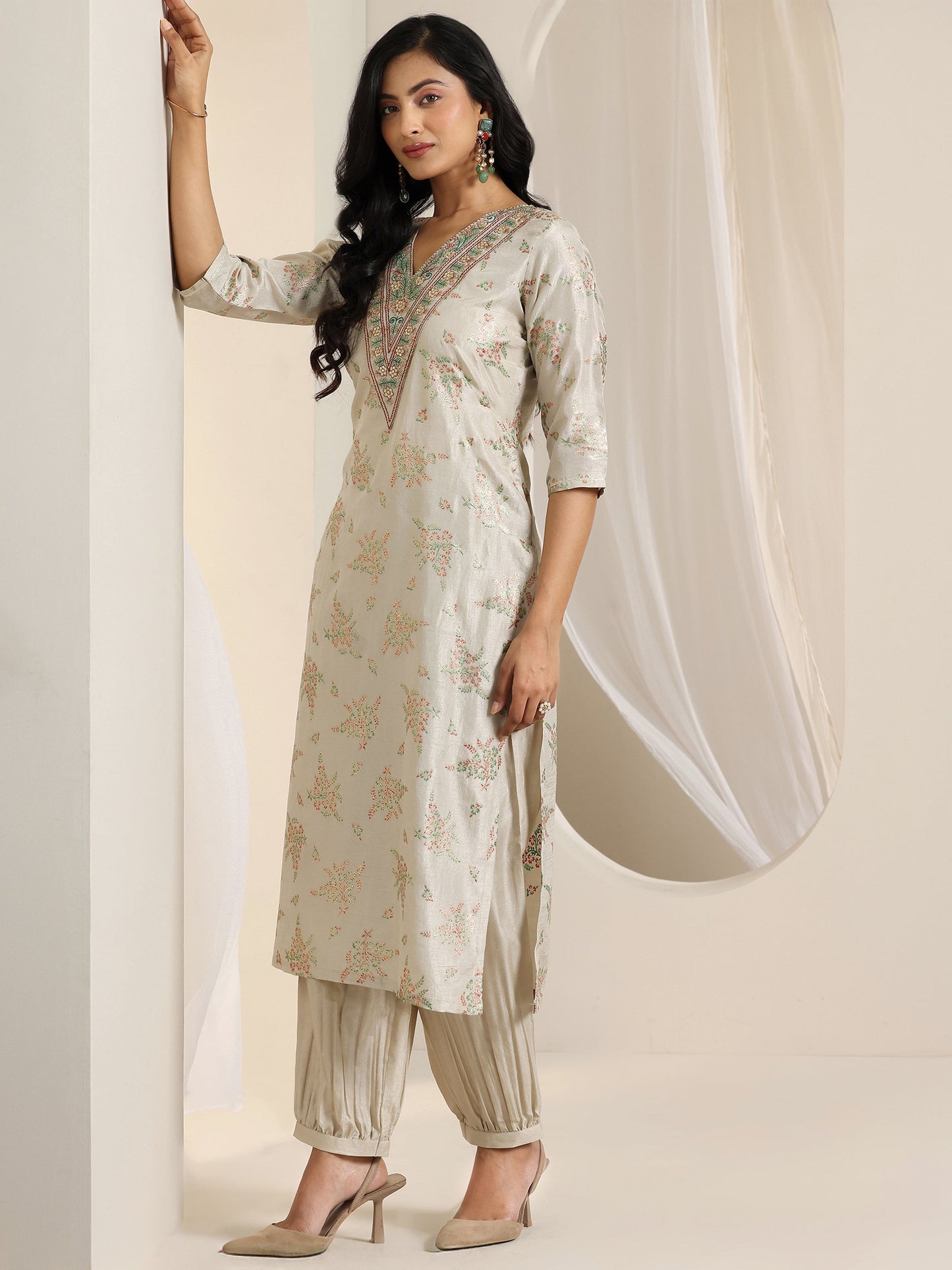 Grey Printed Silk Blend Straight Suit Set With Dupatta