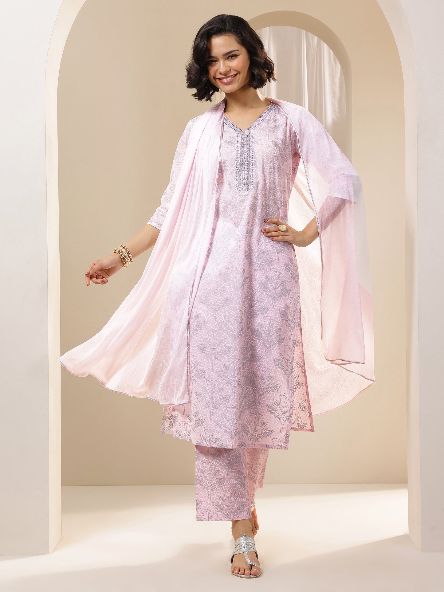 Pink Printed Cotton Straight Suit Sets With Dupatta
