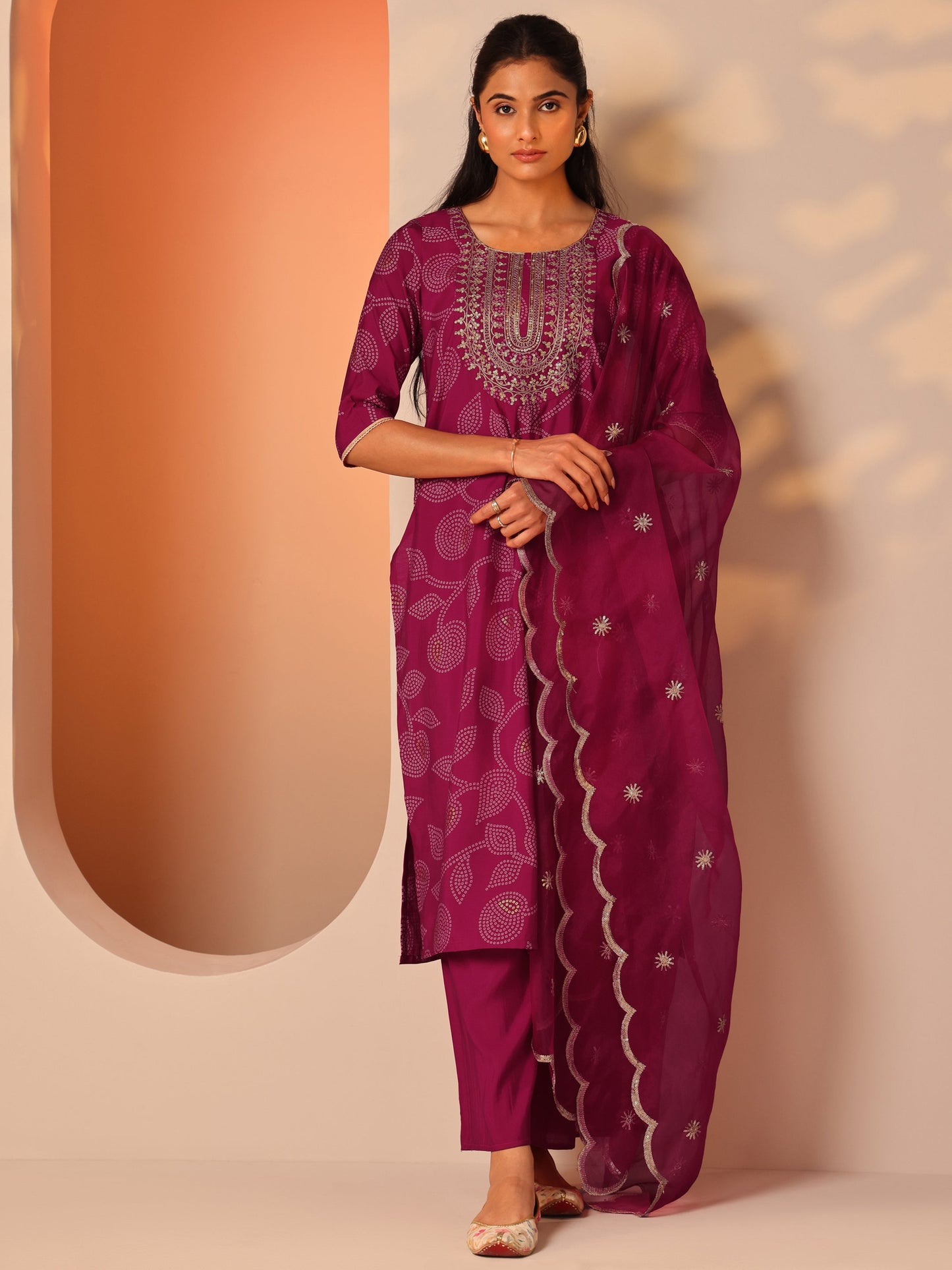 Pink Printed Silk Blend Straight Suit Set With Dupatta