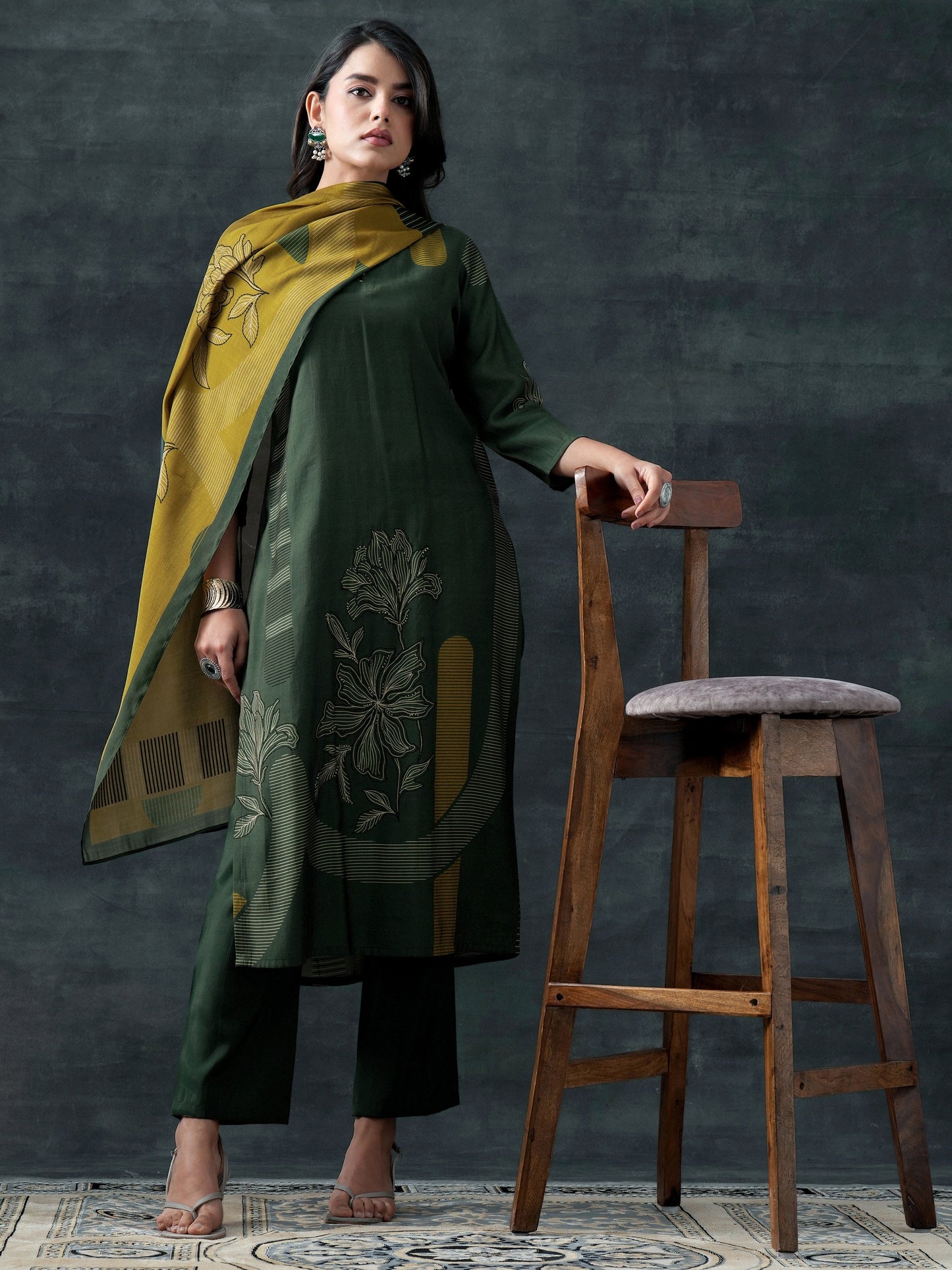 Green Printed Silk Blend Straight Suit Set With Dupatta