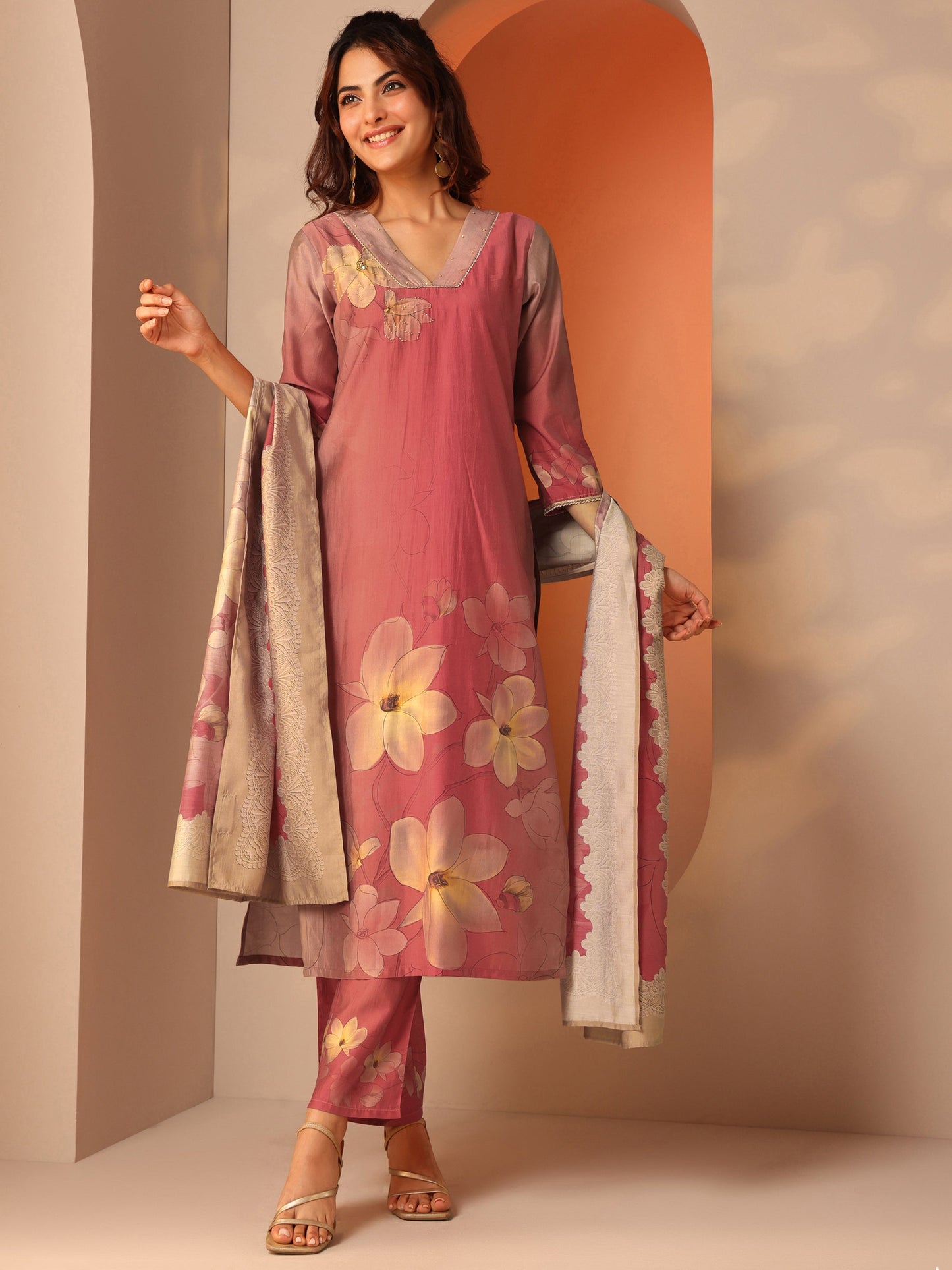 Peach Printed Silk Blend Straight Suit Set With Dupatta