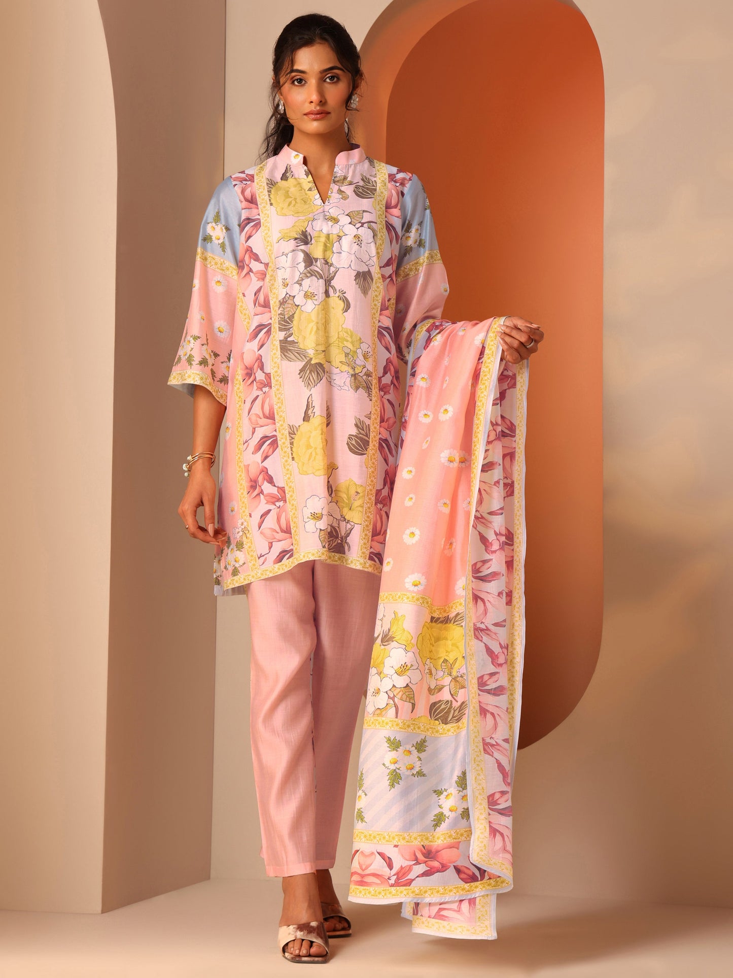 Peach Printed Silk Blend Straight Suit Set With Dupatta