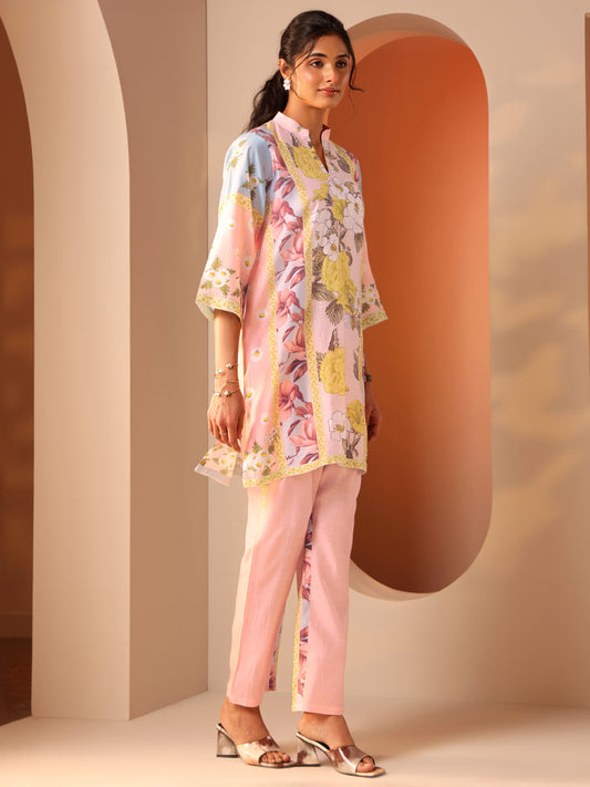 Peach Printed Silk Blend Straight Suit Set With Dupatta