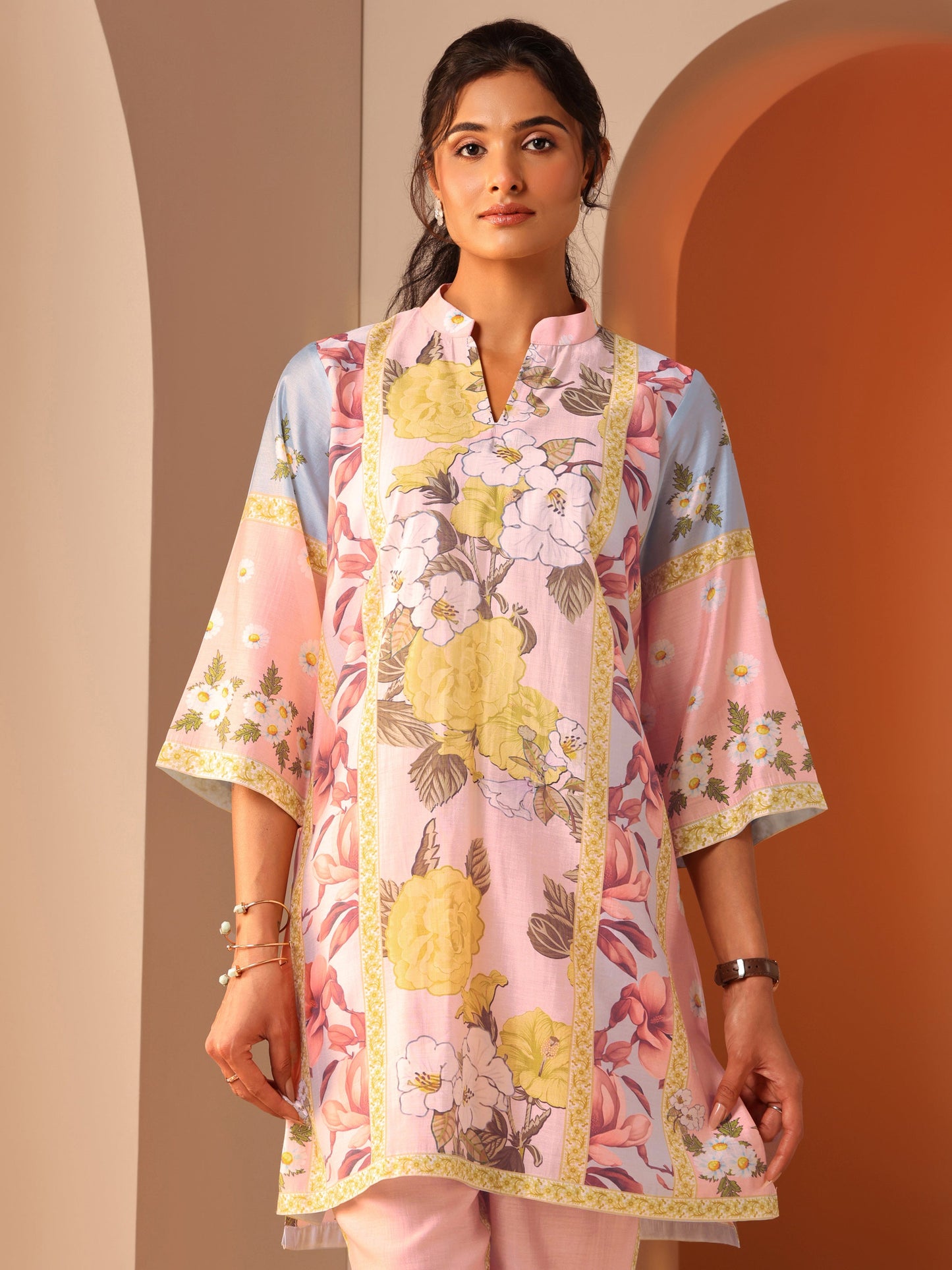 Peach Printed Silk Blend Straight Suit Set With Dupatta