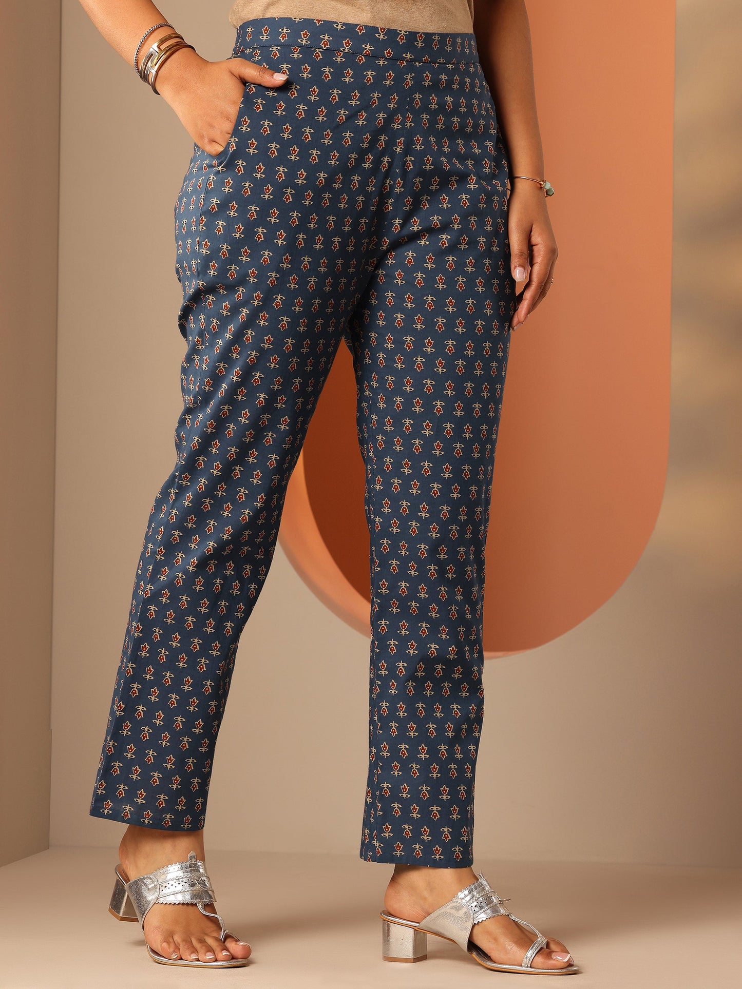 Blue Prnted Cotton Straight Kurta Set