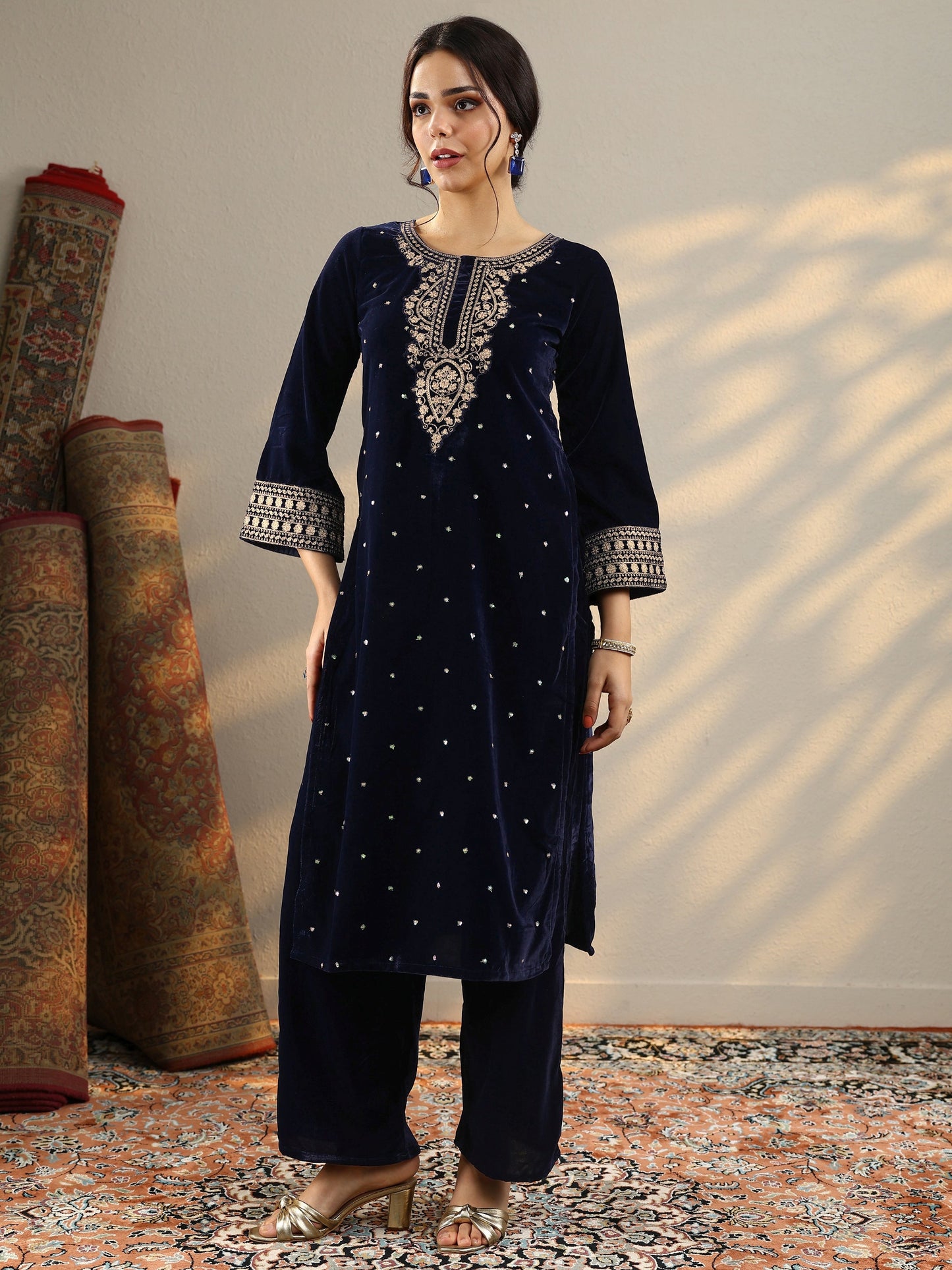 Kanak Navy Blue Embroidered Velvet Straight Suit Set With Dupatta