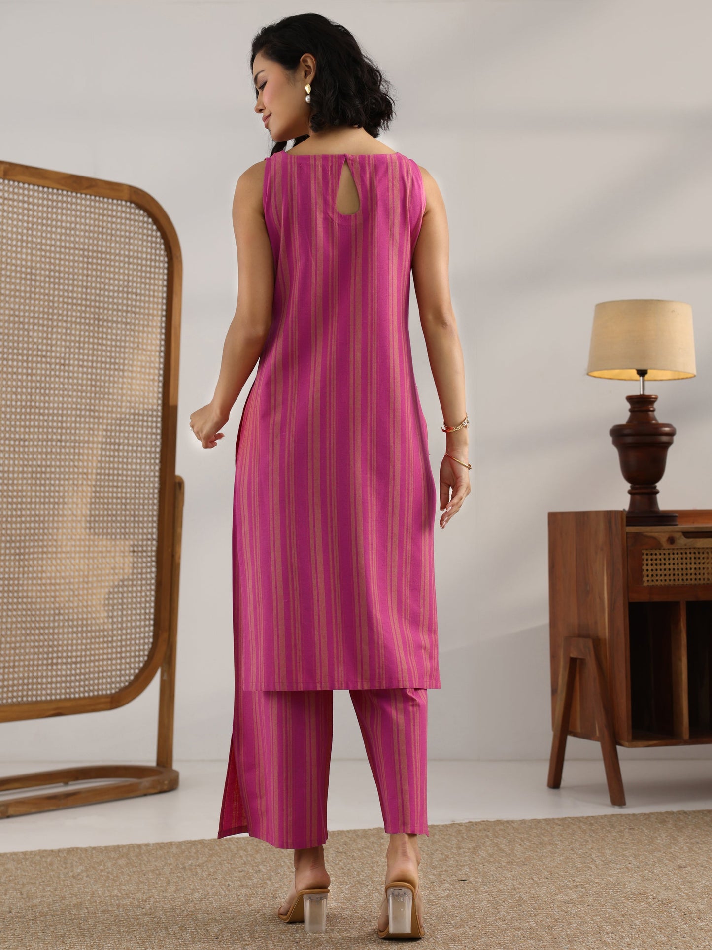 Pink Printed Cotton Blend Straight Kurta Set