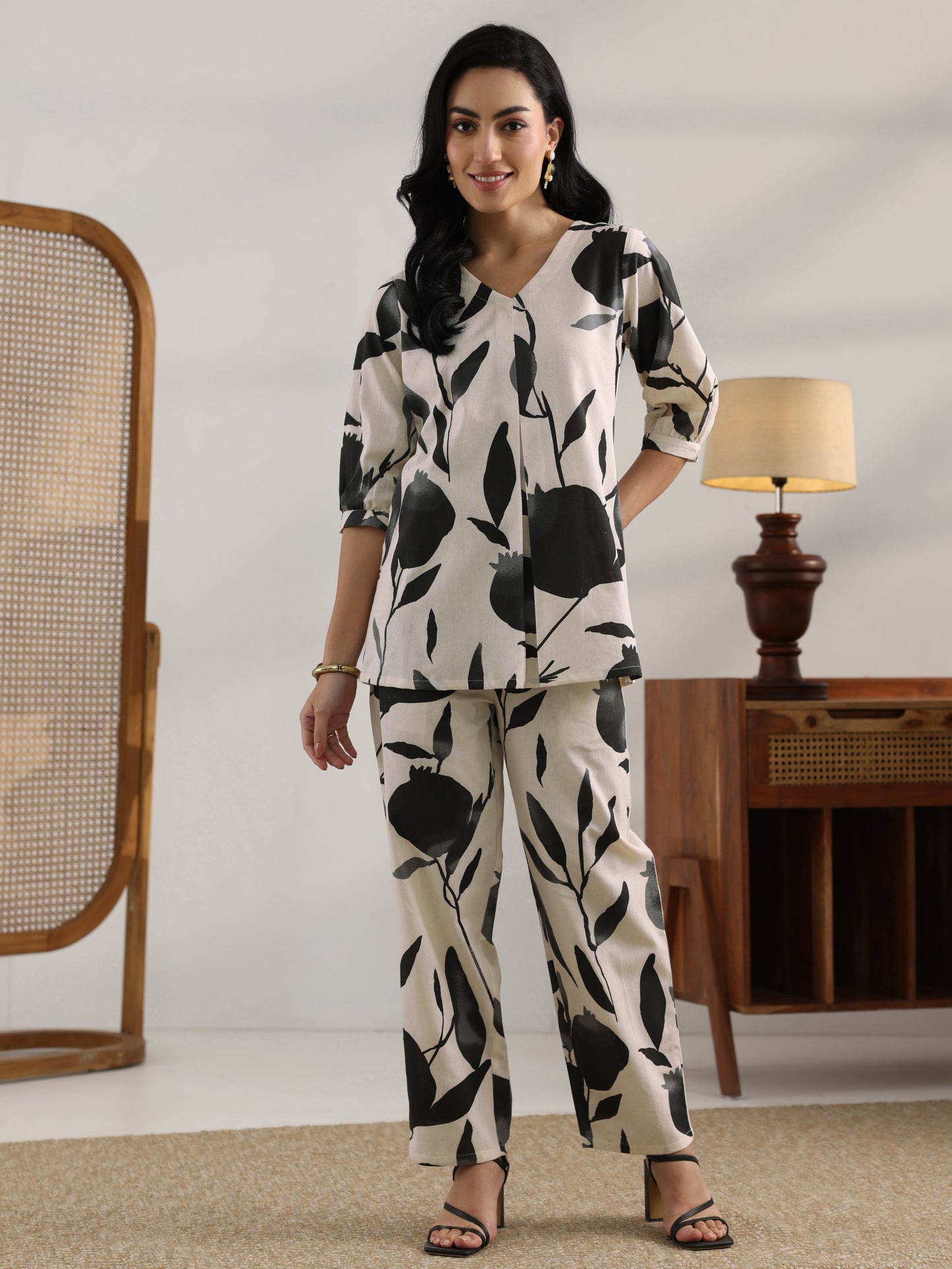 Off White Printed Cotton Straight Co-Ord Sets