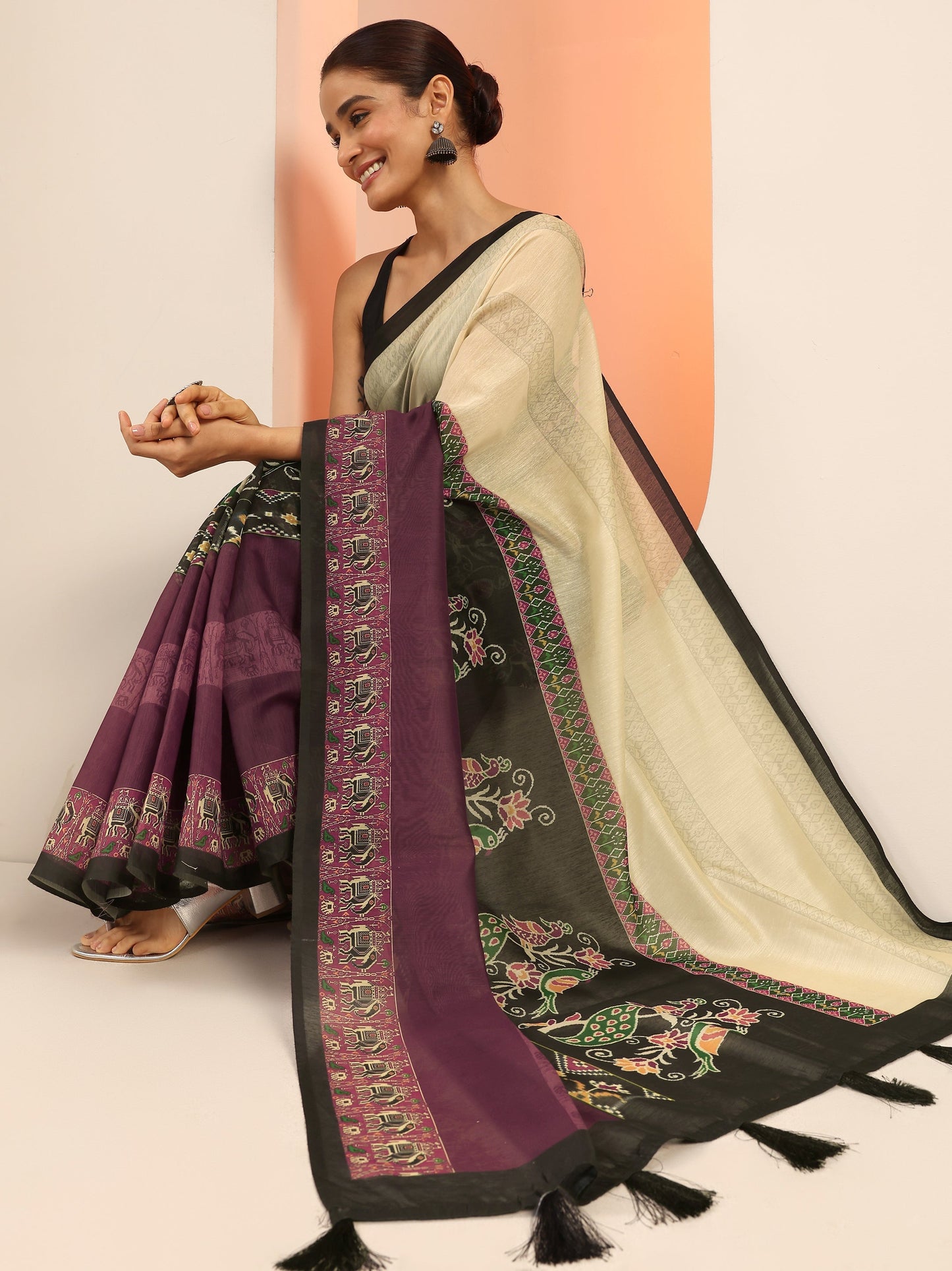 Rust Printed Silk Saree With Unstitched Blouse Piece