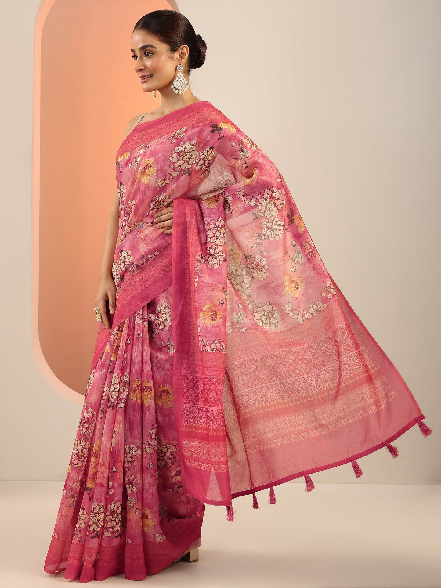Pink Printed Silk Saree With Unstitched Blouse Piece