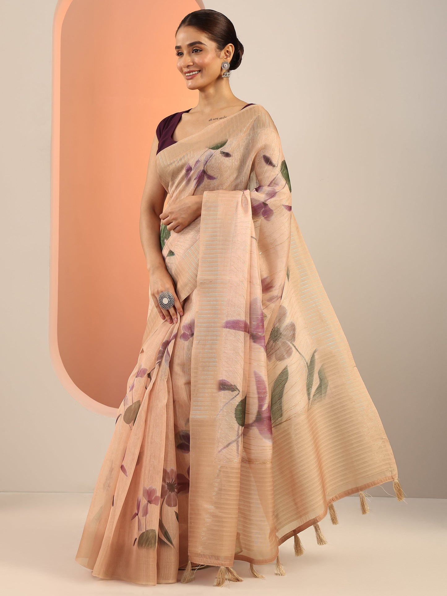 Peach Printed Silk Saree With Unstitched Blouse Piece