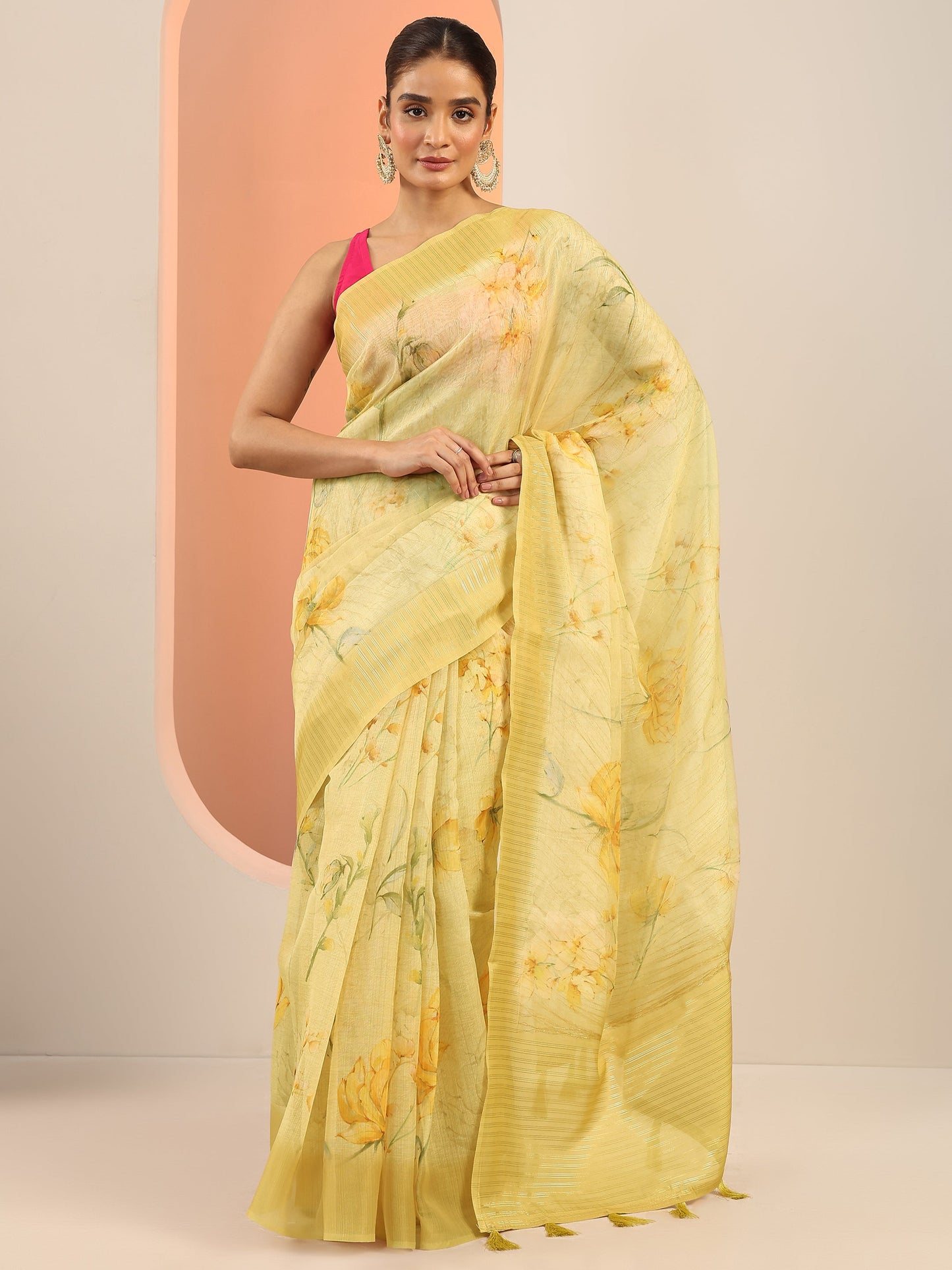 Yellow Printed Organza Saree With Unstitched Blouse Piece