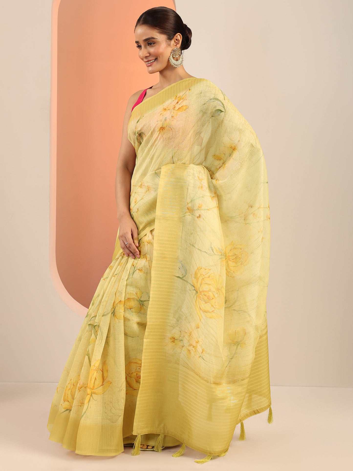 Yellow Printed Organza Saree With Unstitched Blouse Piece
