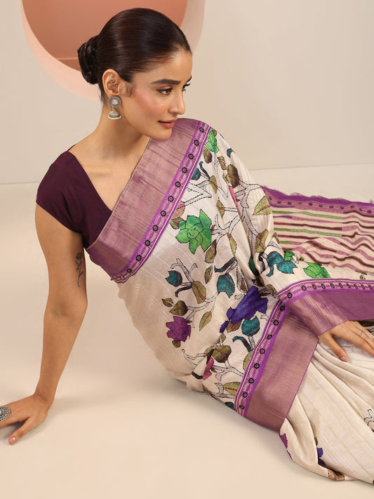 Off White Printed Silk Saree With Unstitched Blouse Piece