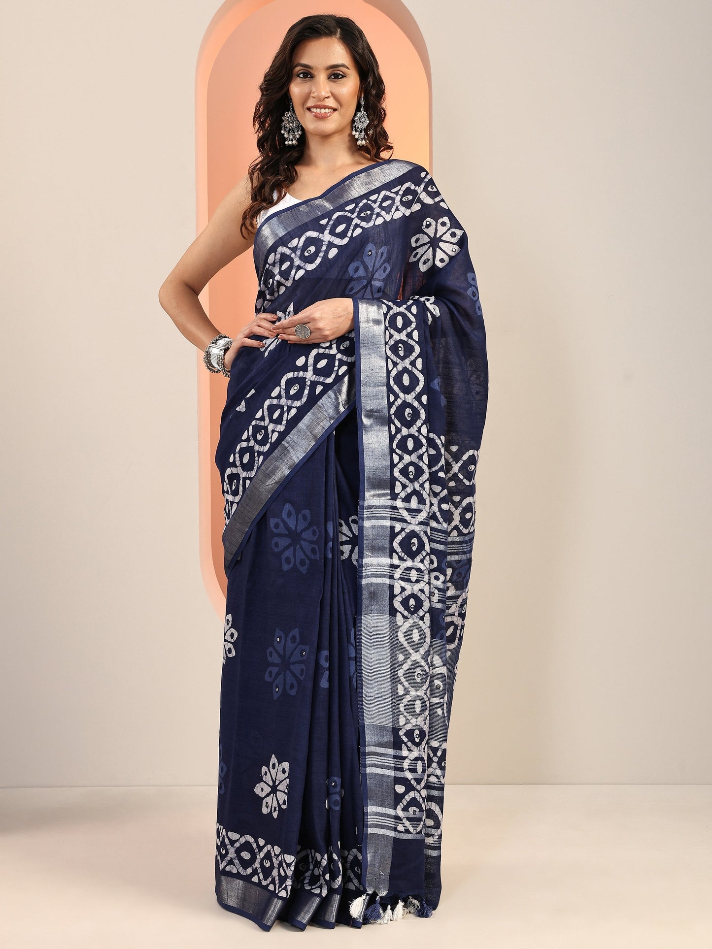 Blue Printed Cotton Saree With Unstitched Blouse Piece
