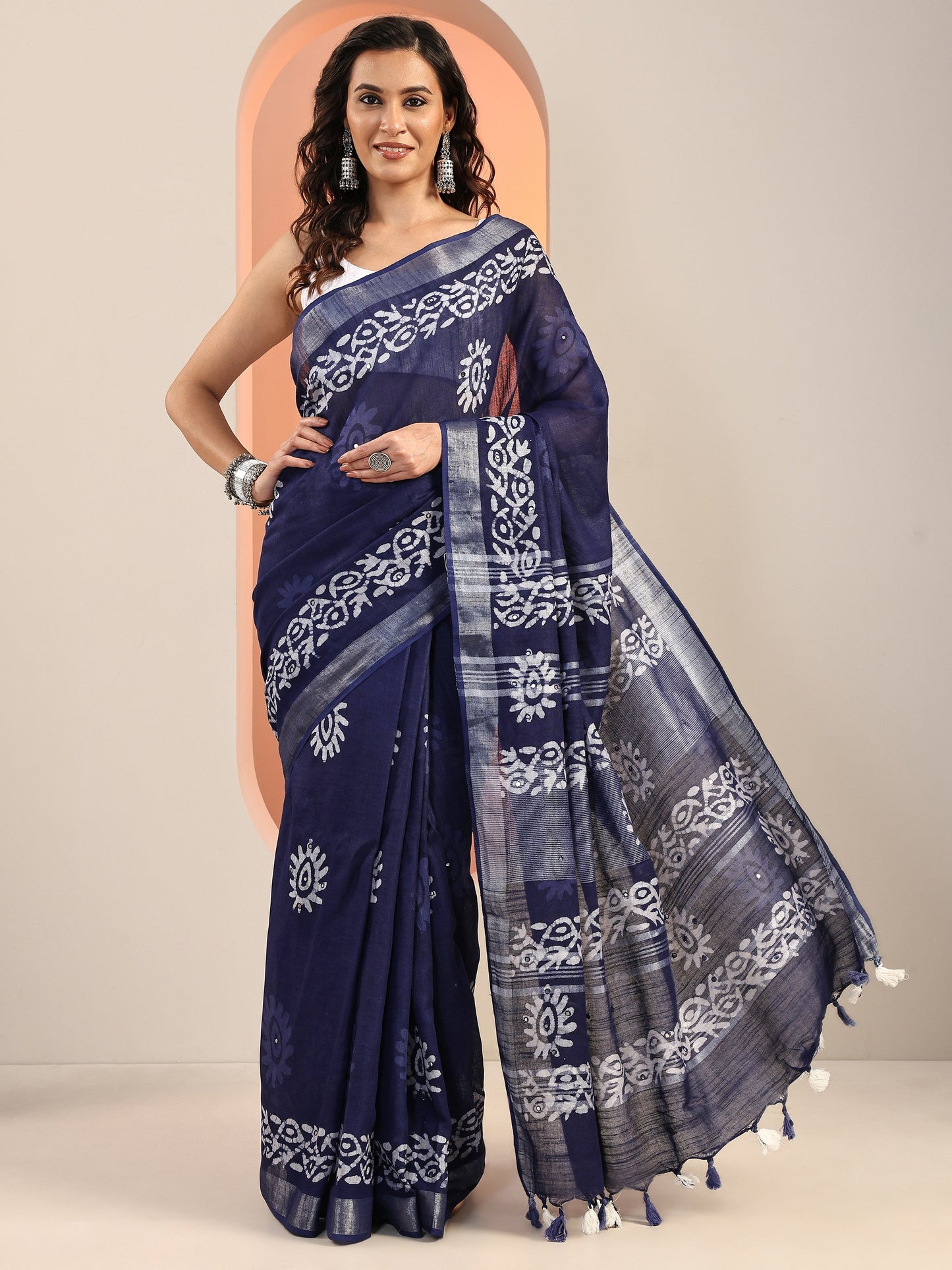 Blue Printed Cotton Saree With Unstitched Blouse Piece