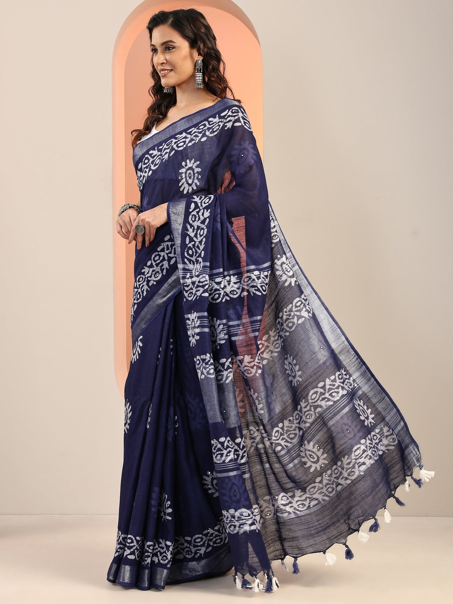 Blue Printed Cotton Saree With Unstitched Blouse Piece