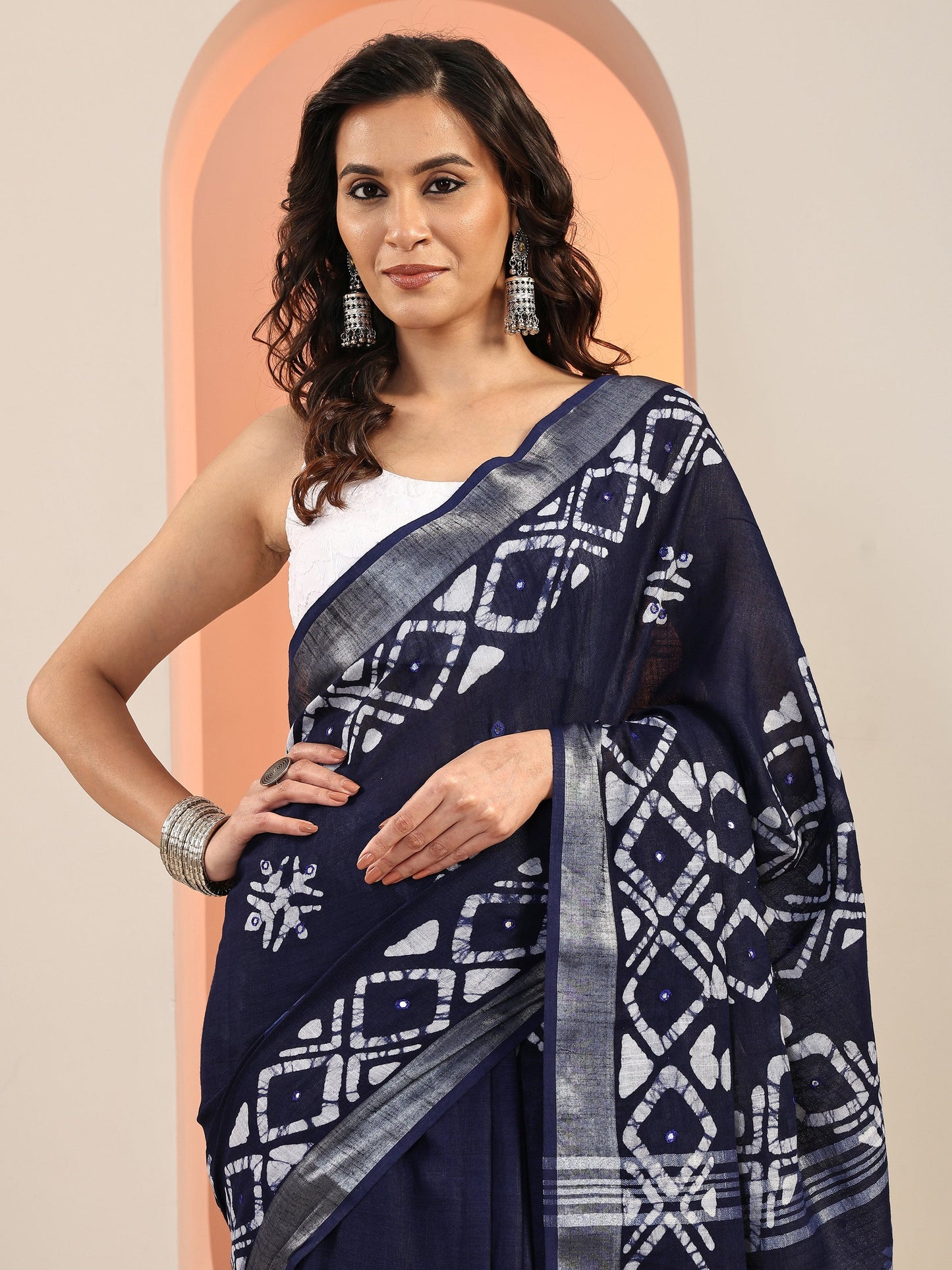 Blue Printed Cotton Saree With Unstitched Blouse Piece