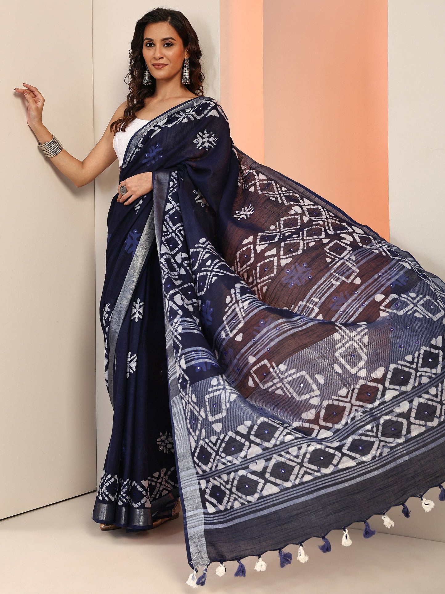 Blue Printed Cotton Saree With Unstitched Blouse Piece