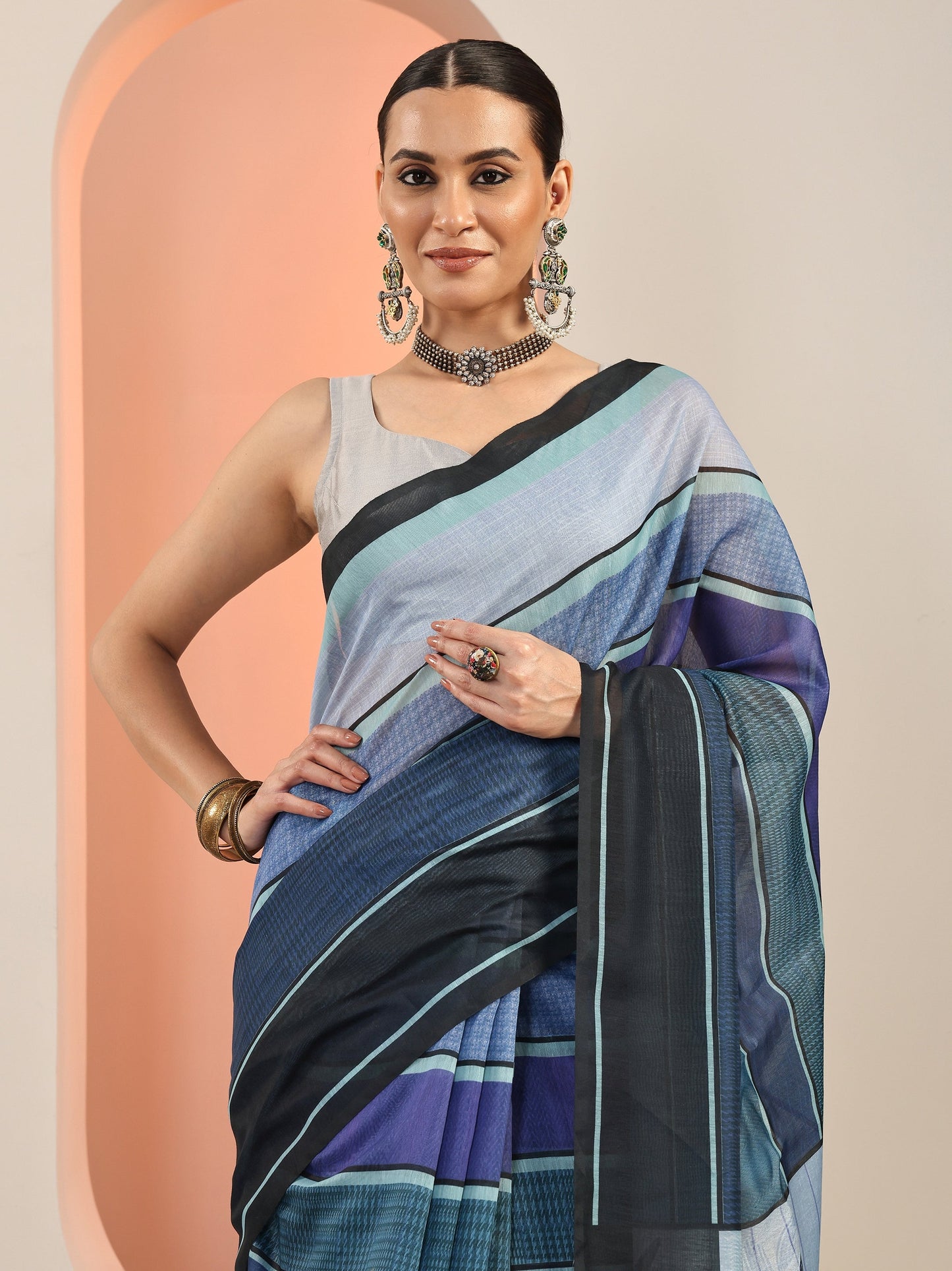 Blue Printed Silk Blend Saree With Unstitched Blouse Piece
