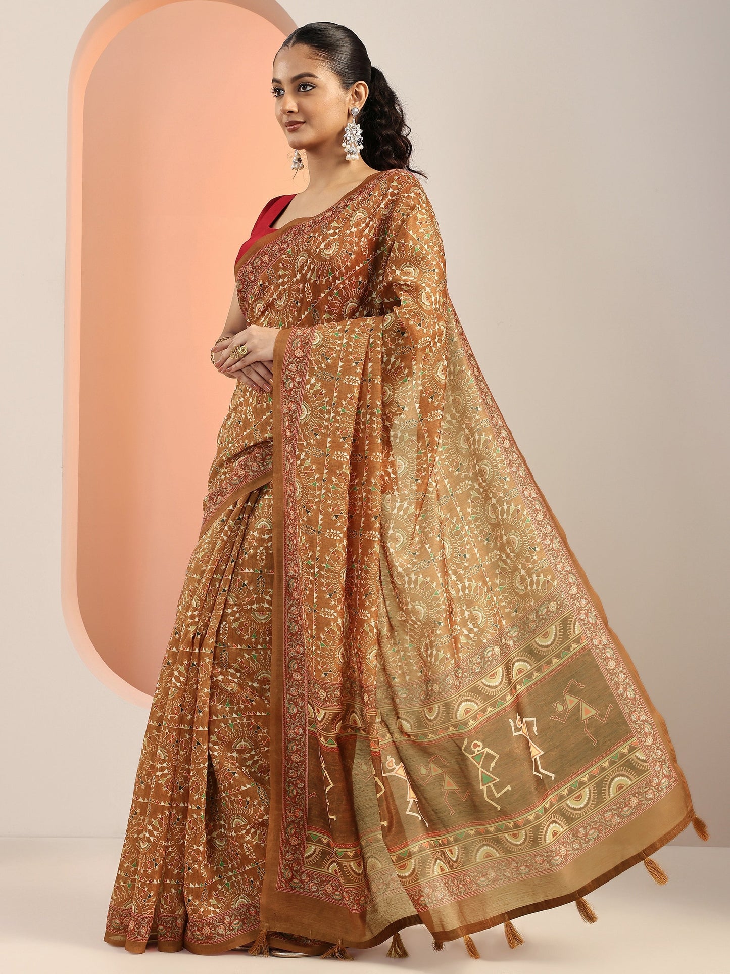 Brown Printed Silk Blend Saree With Unstitched Blouse Piece