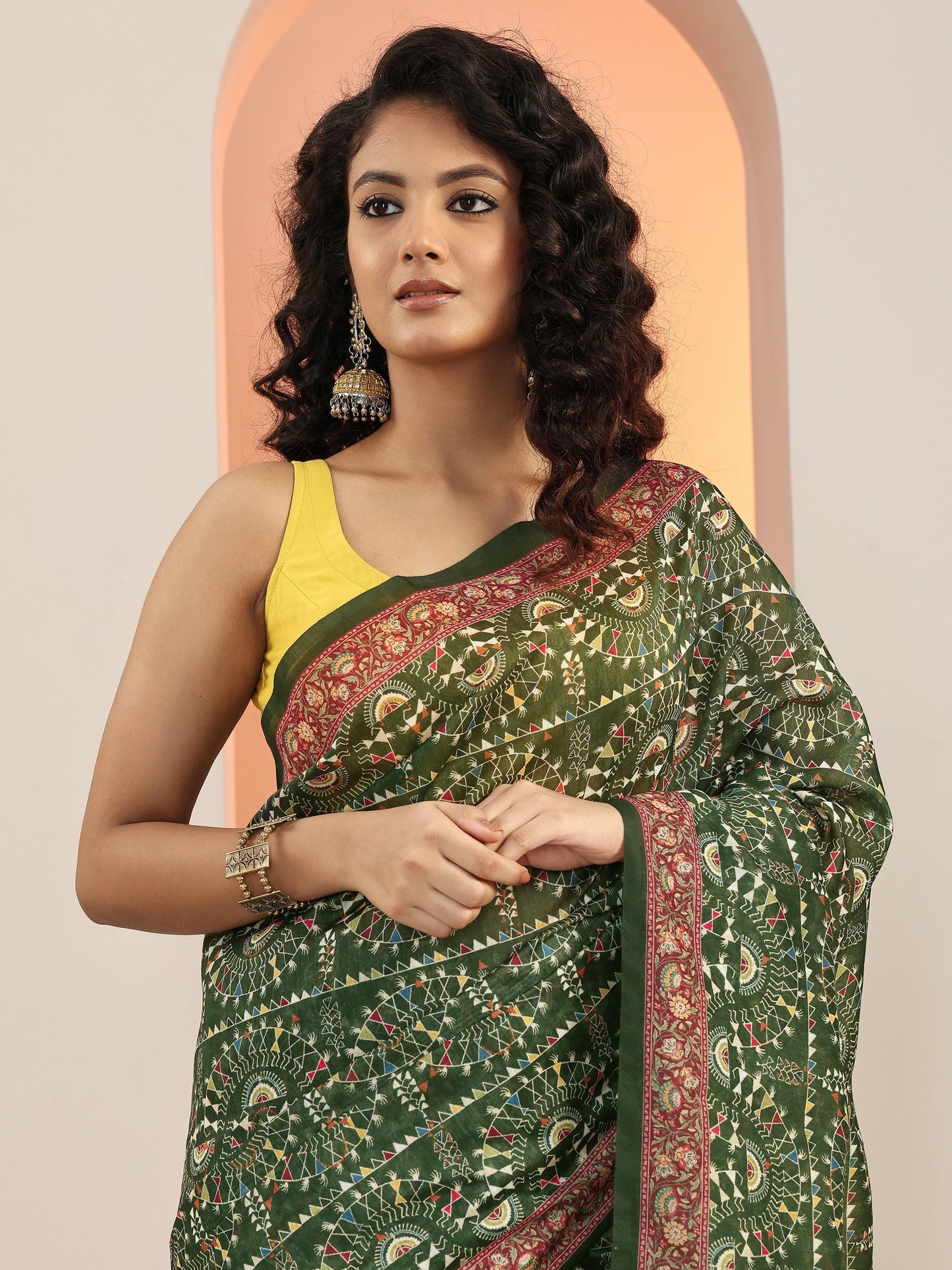 Green Printed Silk Blend Saree With Unstitched Blouse Piece