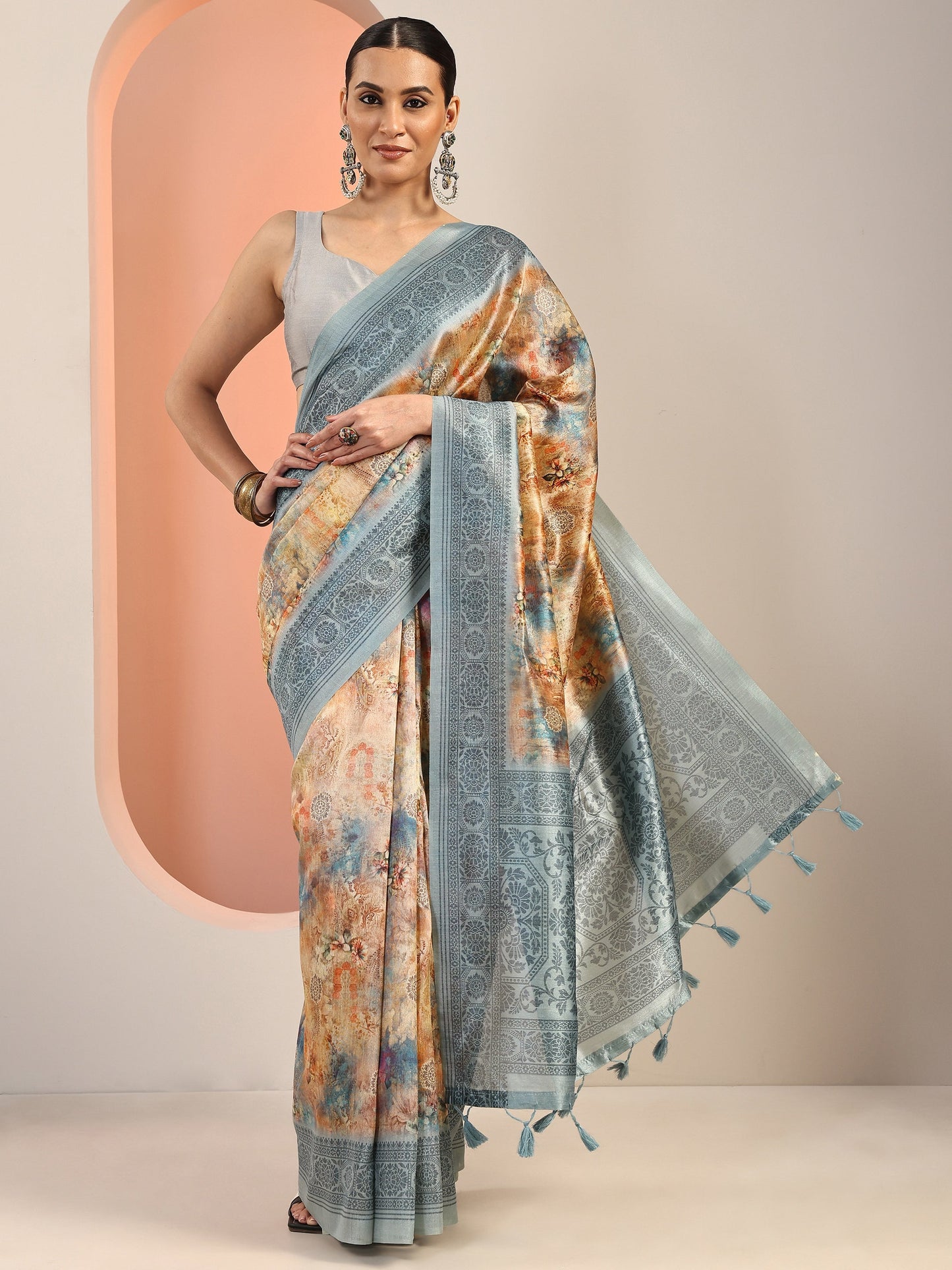Blue Printed Silk Blend Saree With Unstitched Blouse Piece